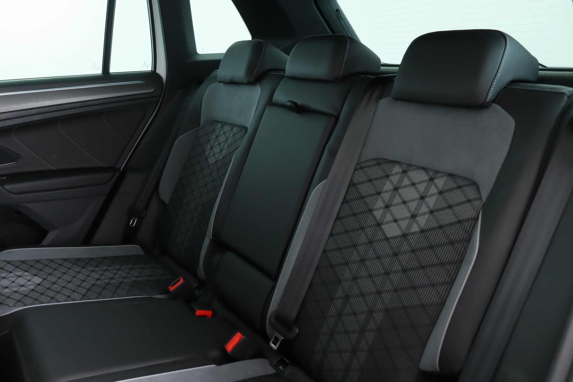 VW Tiguan 1.5TSI Evo R-Line 75 Edition DSG-image-14