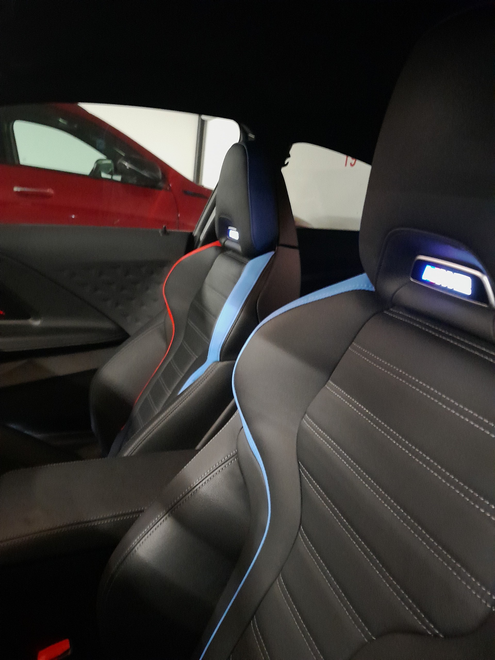 BMW M2 Steptronic-image-2