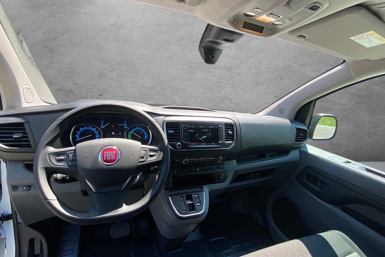 FIAT E-Scudo 50kWh L2 Lounge Swiss-image-9
