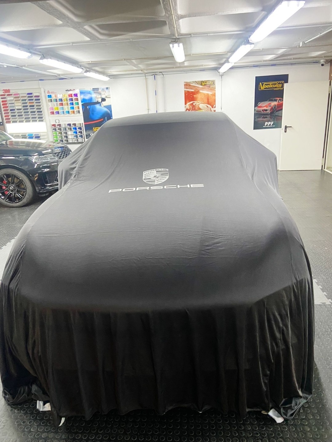 PORSCHE Cayenne Coupé-image-7