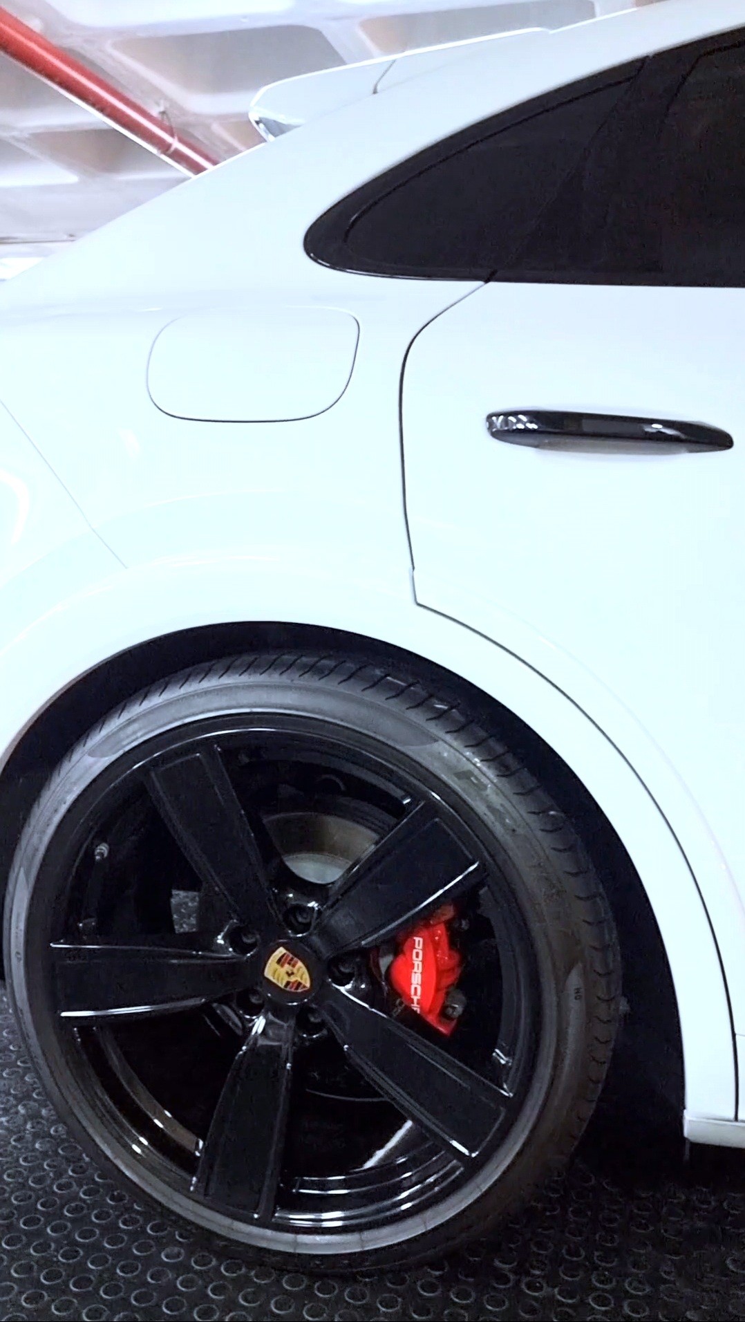 PORSCHE Cayenne Coupé-image-8
