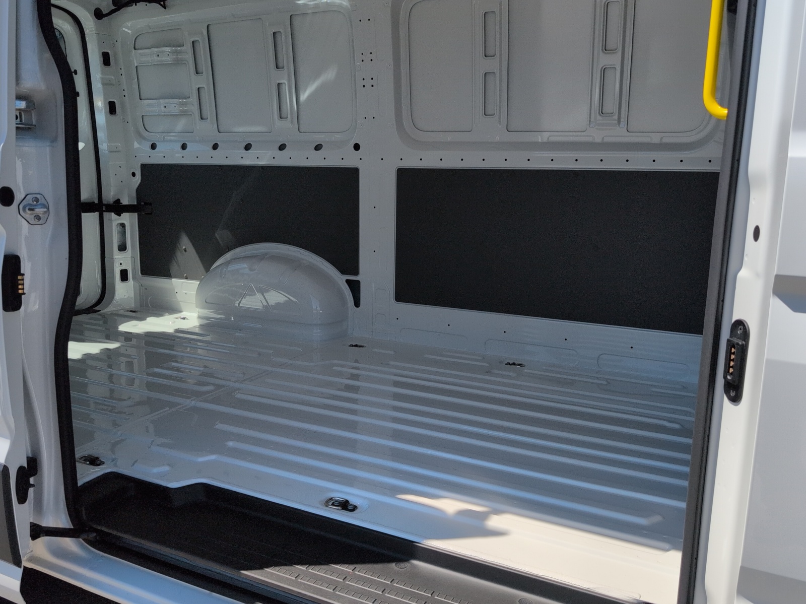 VW Crafter 35 2.0 BiTDI L3-image-7