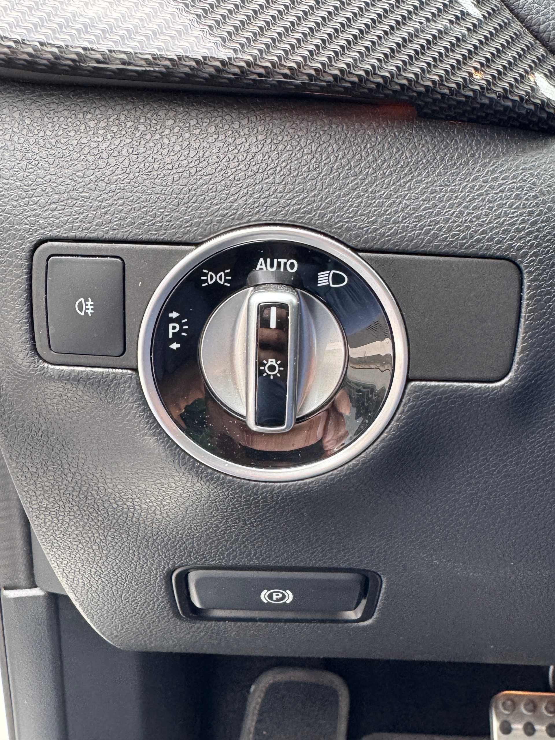MERCEDES-BENZ B 250 AMG Line 7G-DCT-image-25