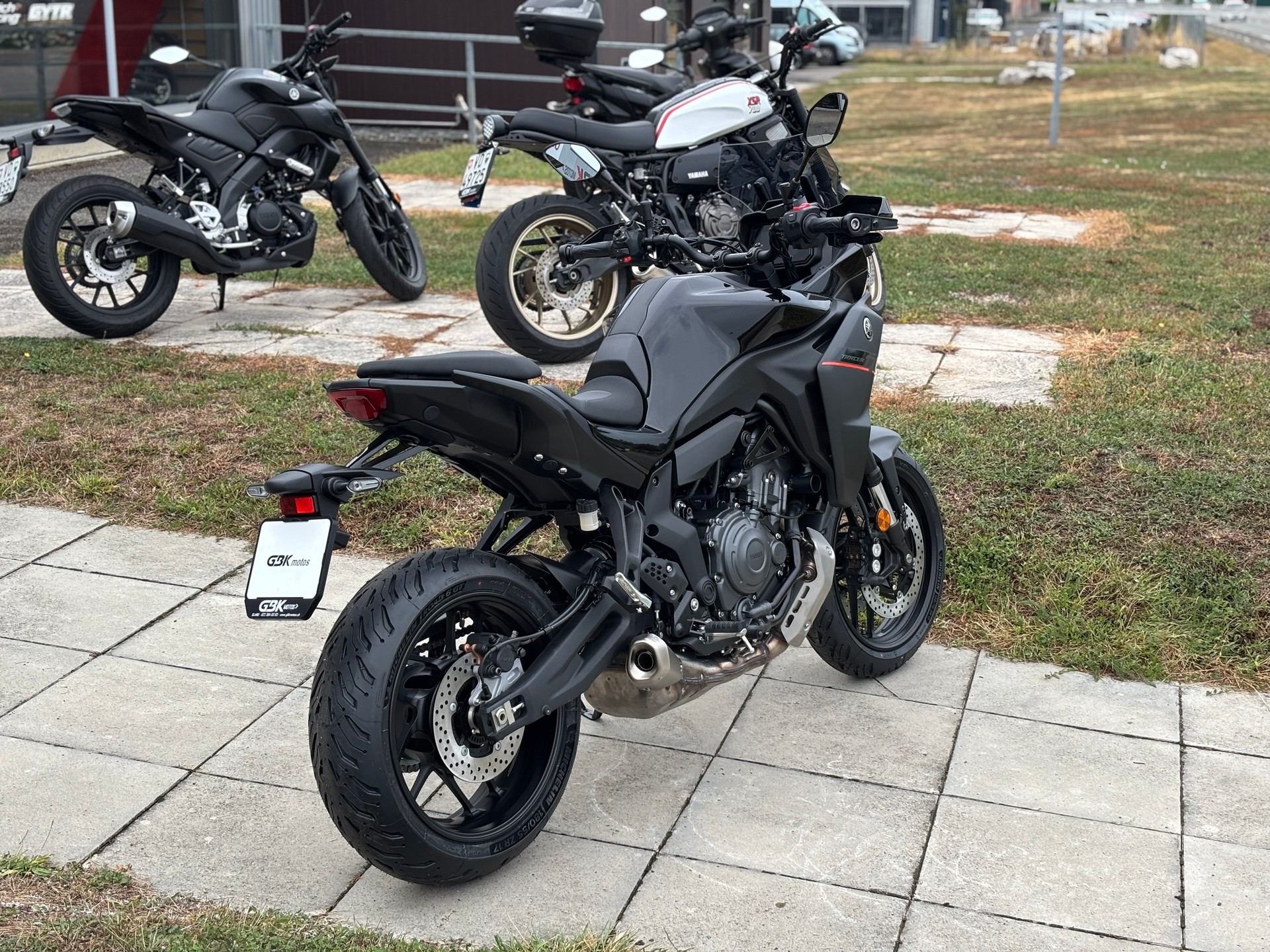 YAMAHA Tracer 7-showroom-element-2