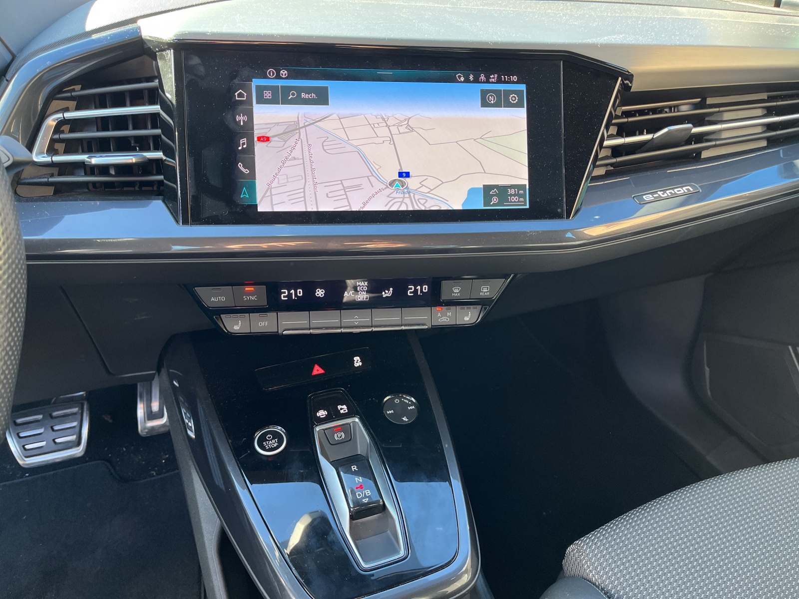 AUDI Q4 e-tron 50 quattro-image-11