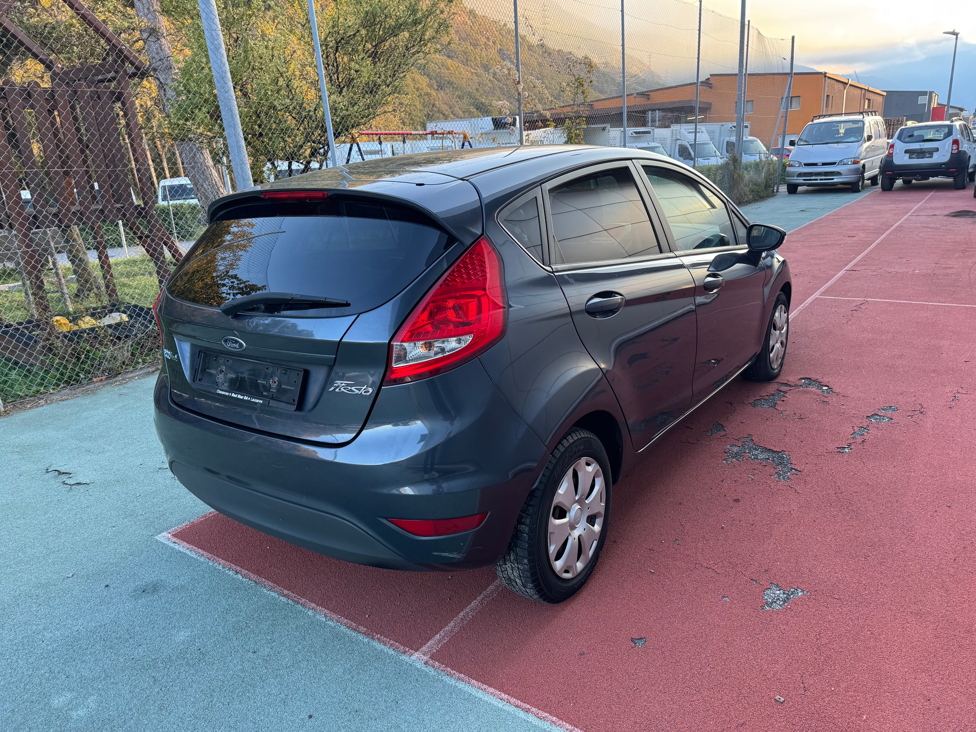 FORD Fiesta 1.6 16V TDCi Trend-image-4