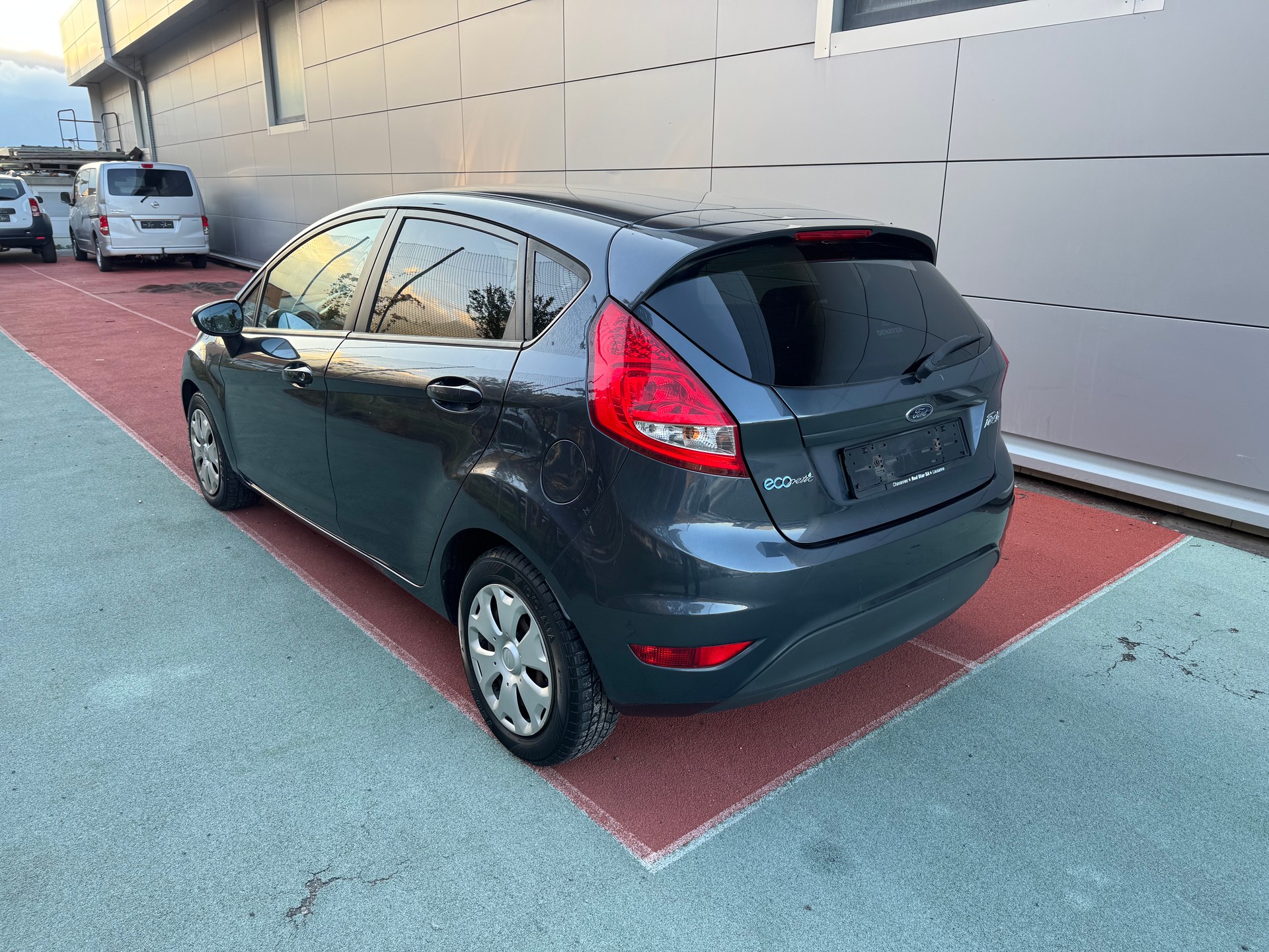 FORD Fiesta 1.6 16V TDCi Trend-image-3