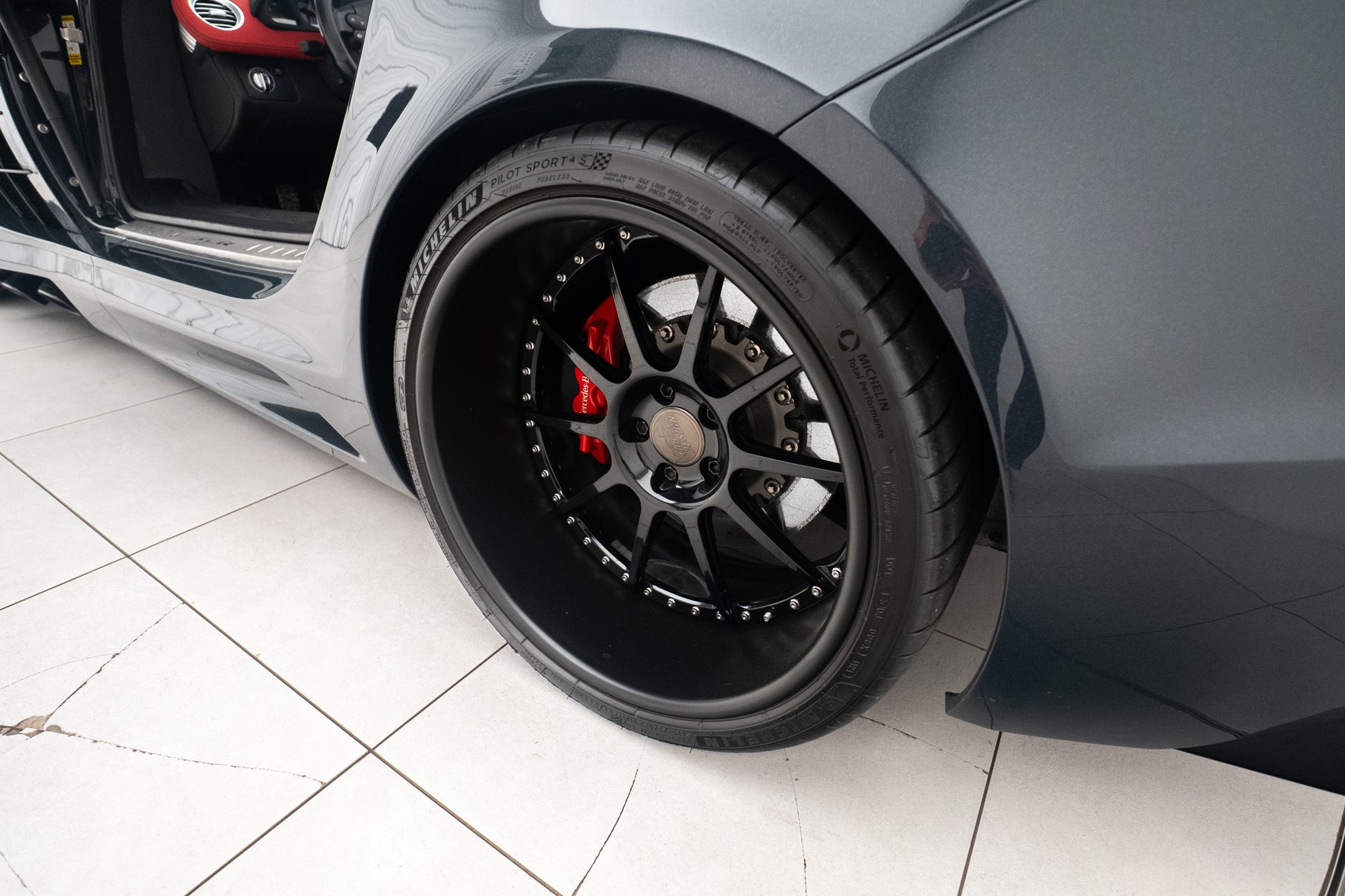 MERCEDES-BENZ SLR McLaren Roadster FAB Design-image-10