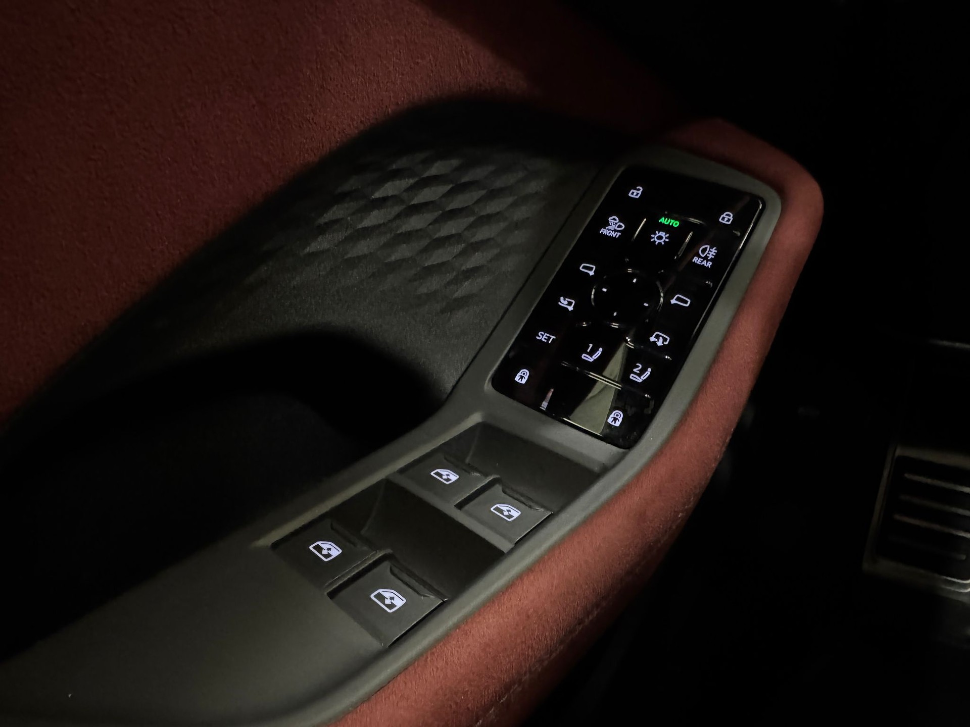 AUDI S5 Avant TFSI quattro S tronic-image-10