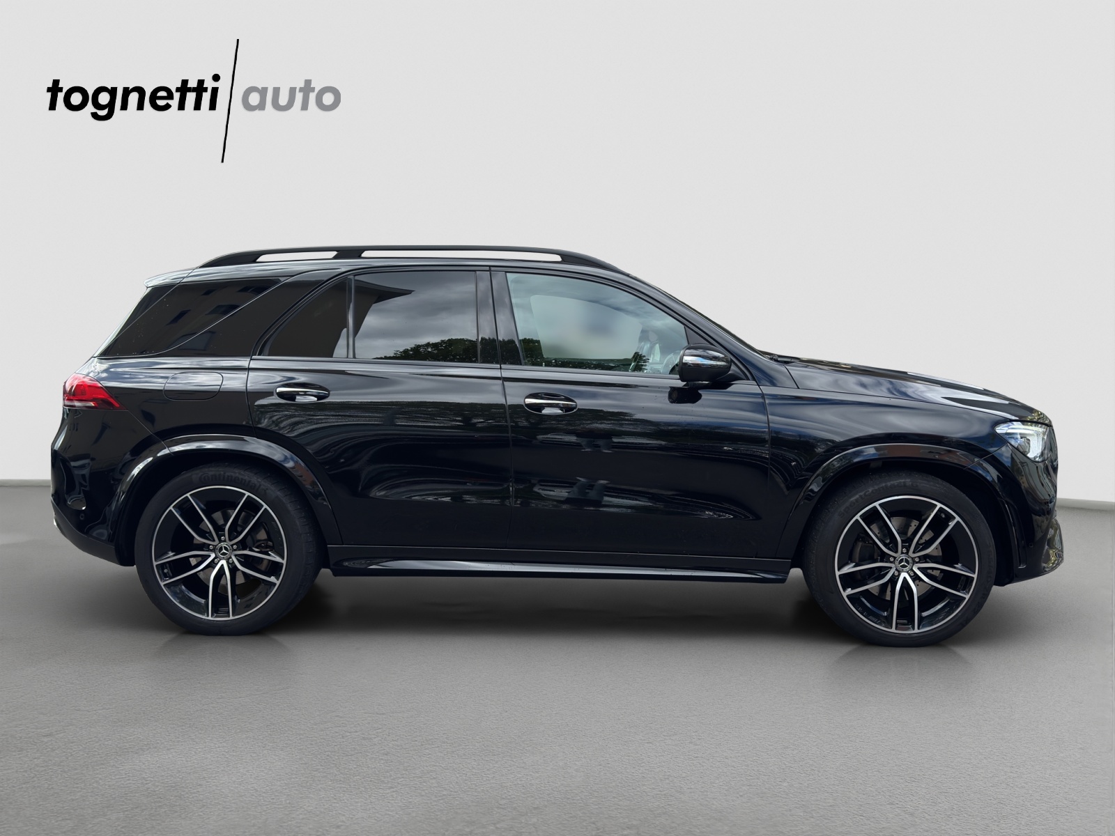 MERCEDES-BENZ GLE 300 d 4Matic AMG Line 9G-Tronic-image-2