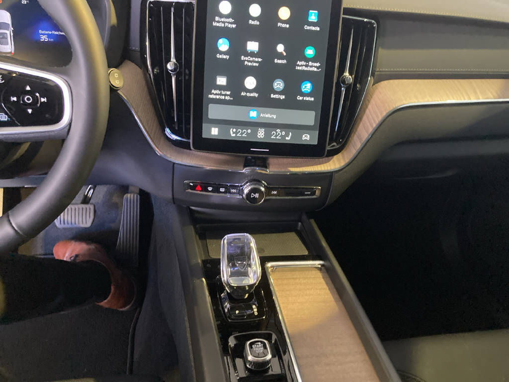 VOLVO XC60 2.0 T8 TE Ultra Dark eAWD-image-11