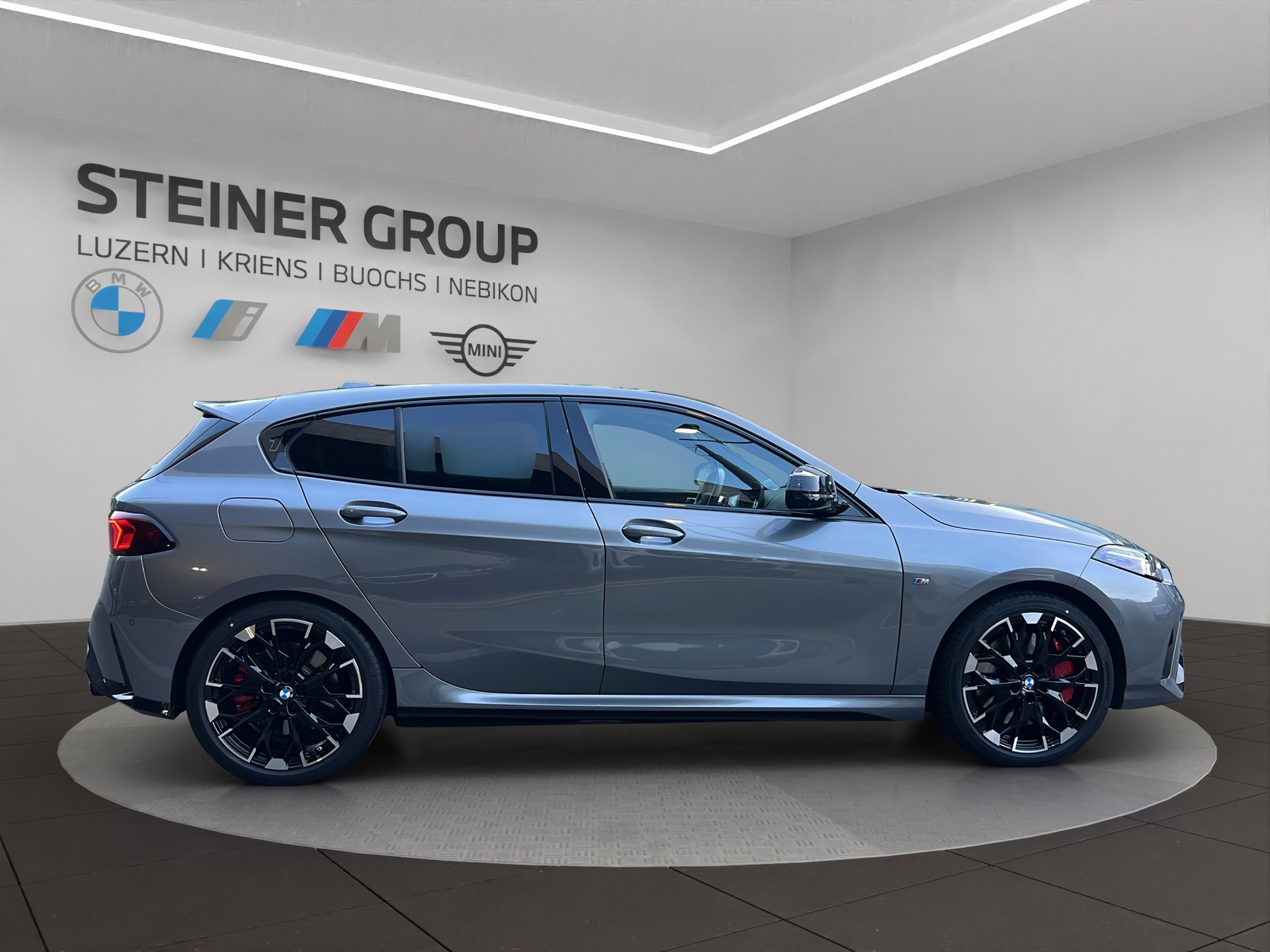 BMW M135 xDrive M Sport Pro-image-4
