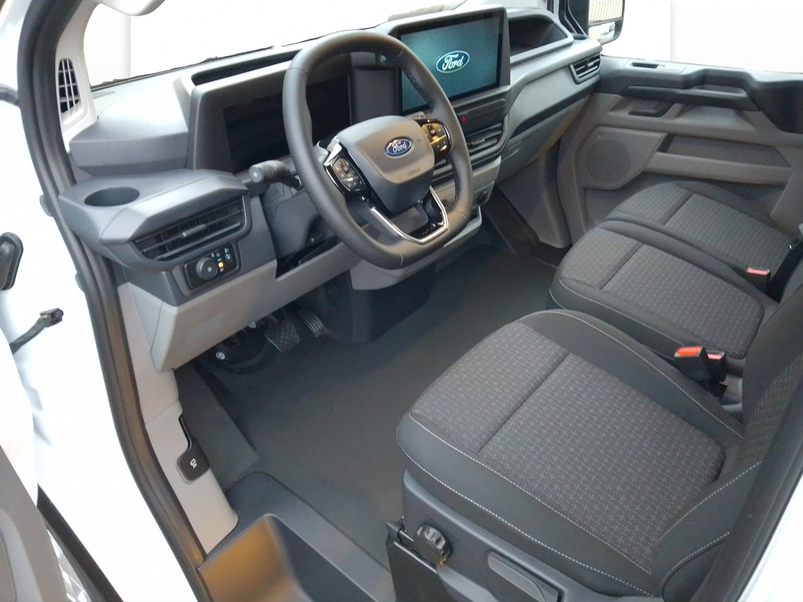 FORD Transit Custom Van 320 L2 2.0 EcoBlue 136 Trend-image-5
