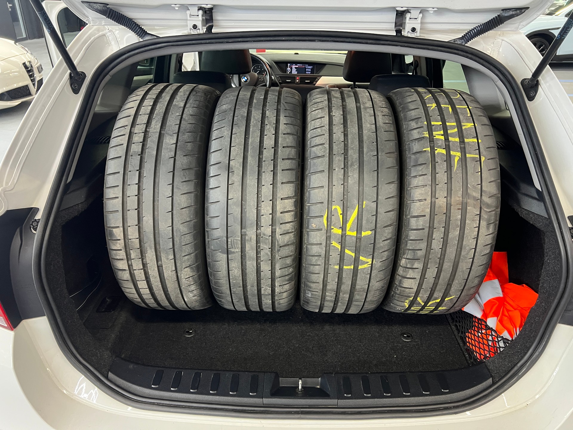 BMW X1 sDrive 20d "mit Garantie möglich"-image-6
