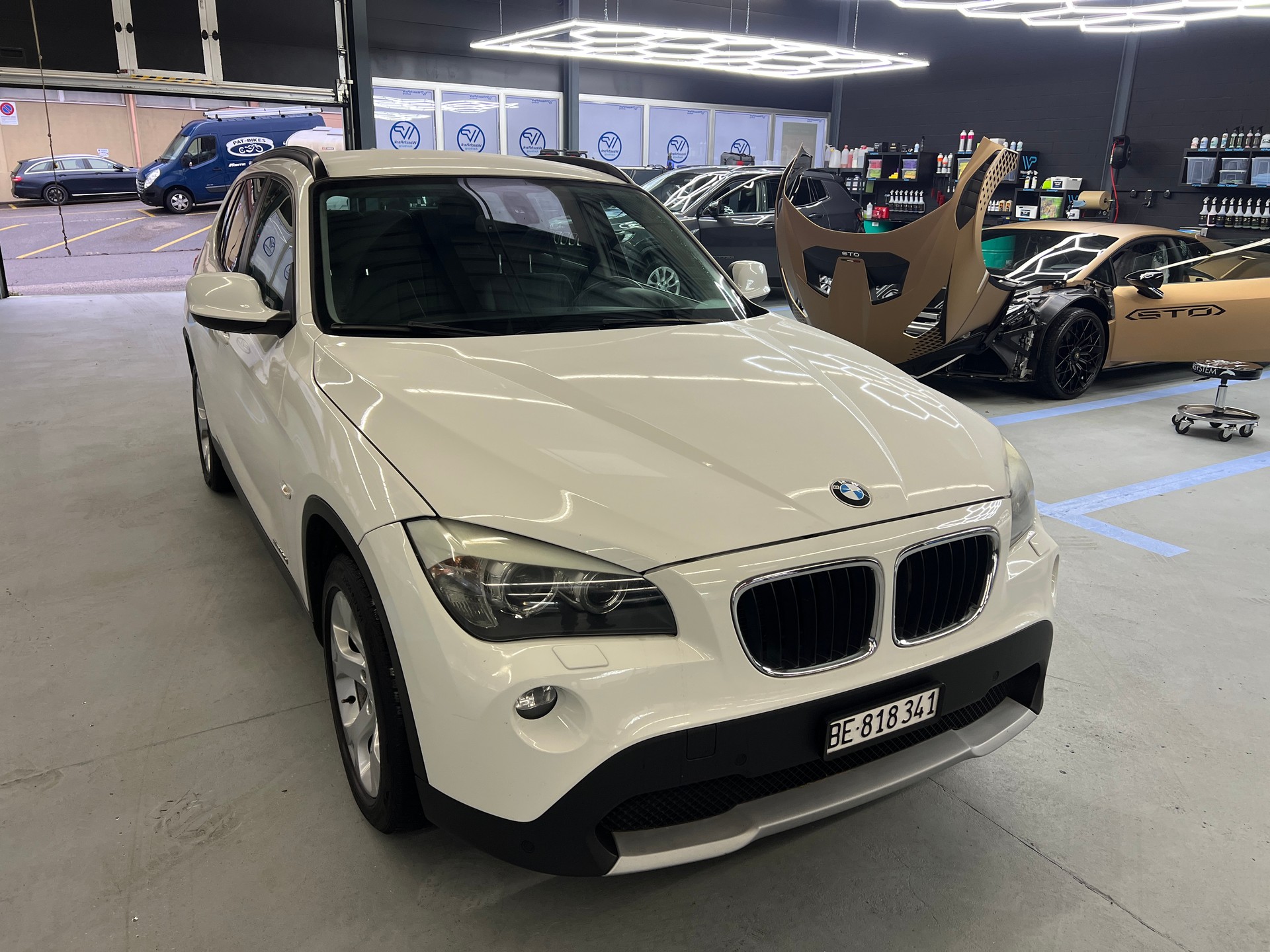 BMW X1 sDrive 20d "mit Garantie möglich"-image-14