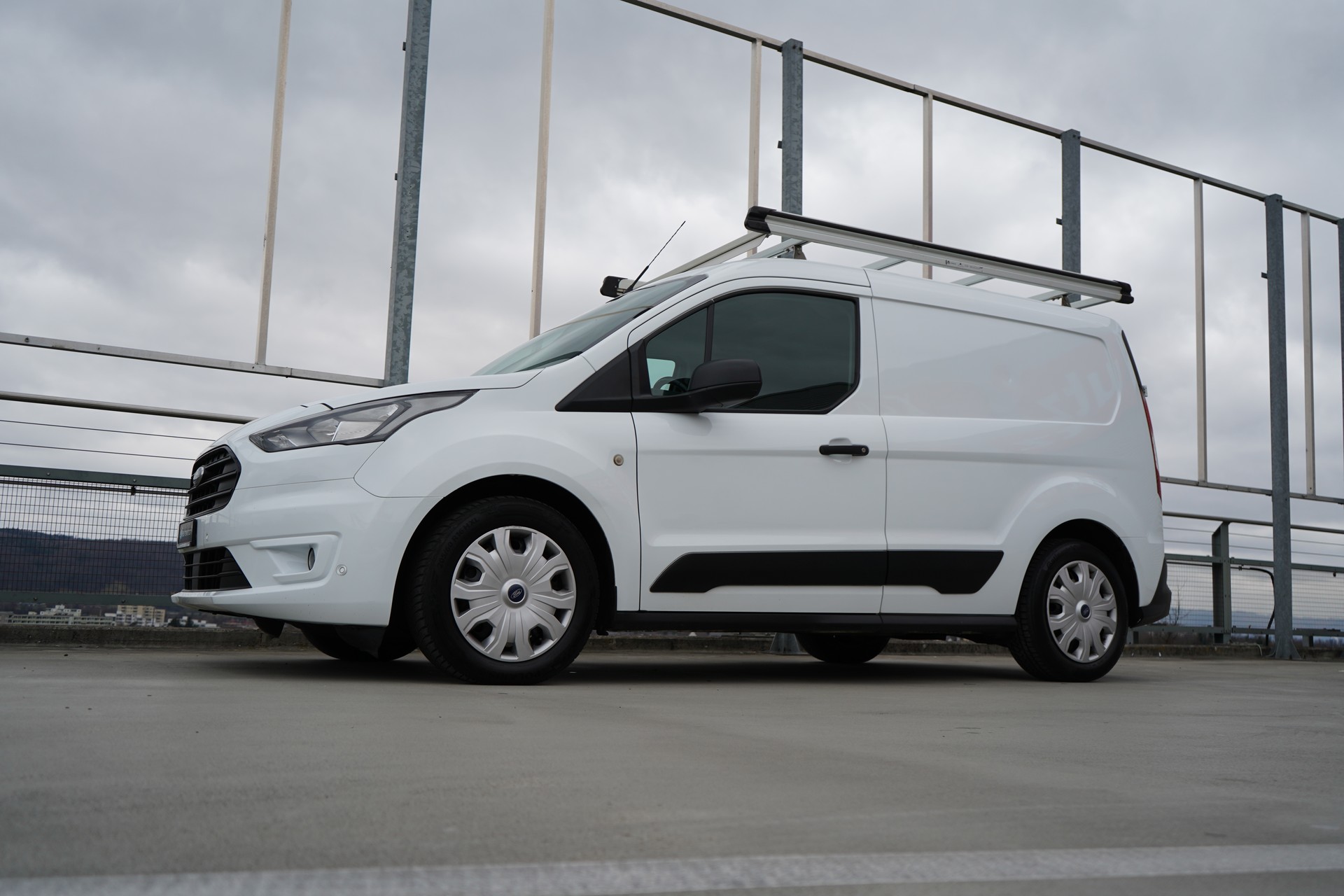 FORD TRANSIT CONNECT VAN T200 1.5 ECO BLUE TREND BOTT l 120 PS-image-10