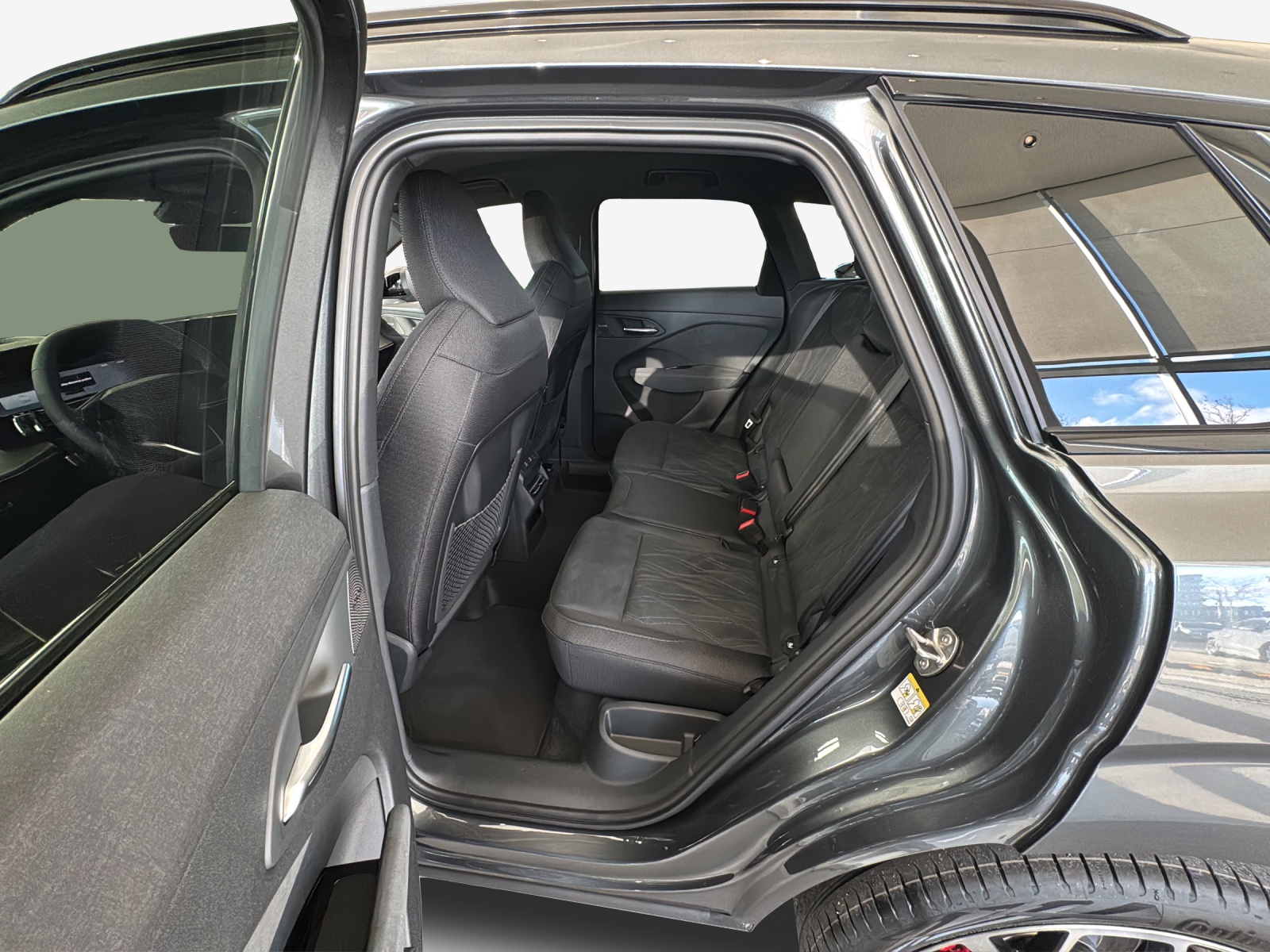 AUDI Q3 SUV 110 kW TFSI S tronic-image-11