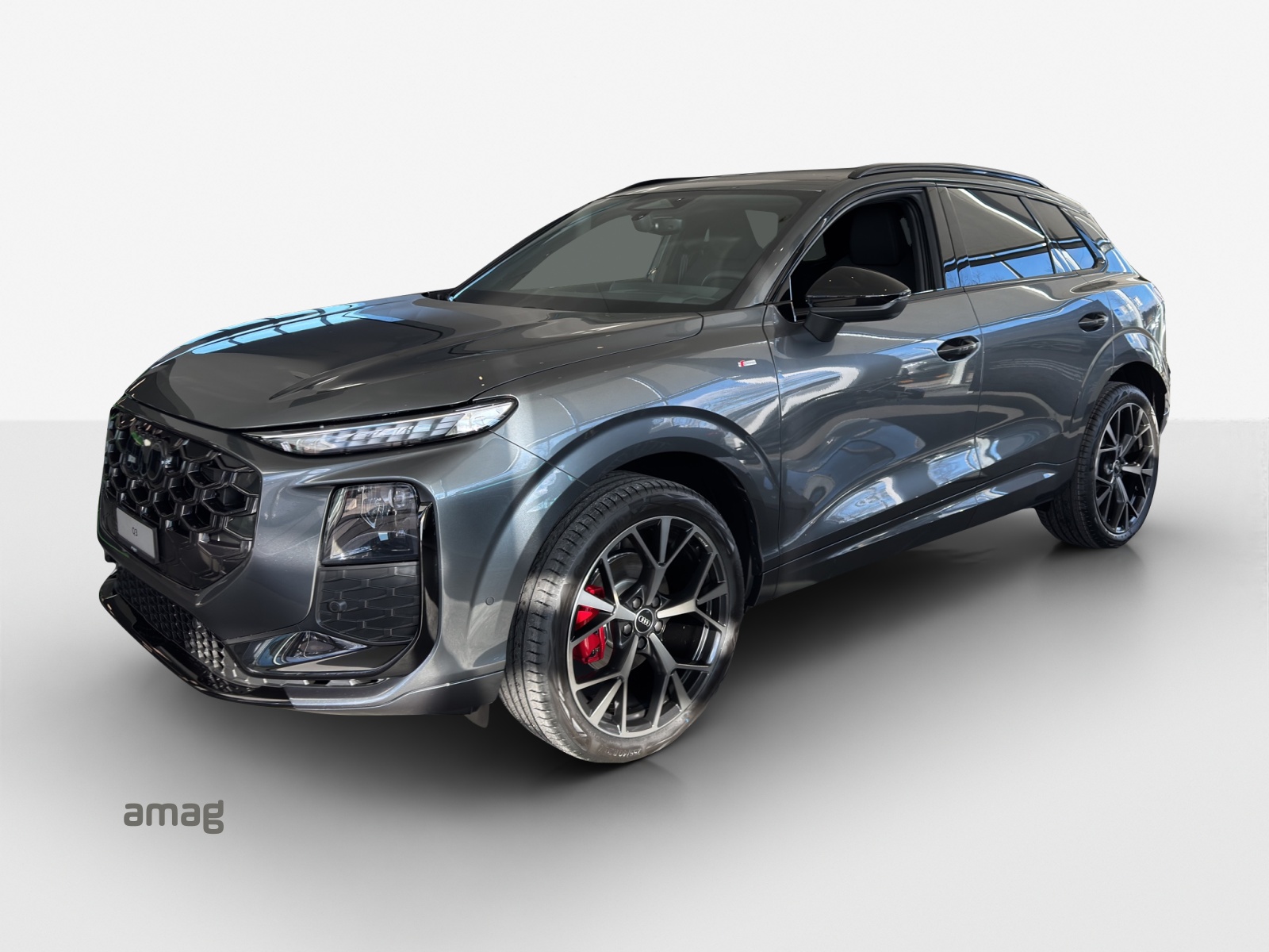 AUDI Q3 SUV 110 kW TFSI S tronic-image-0