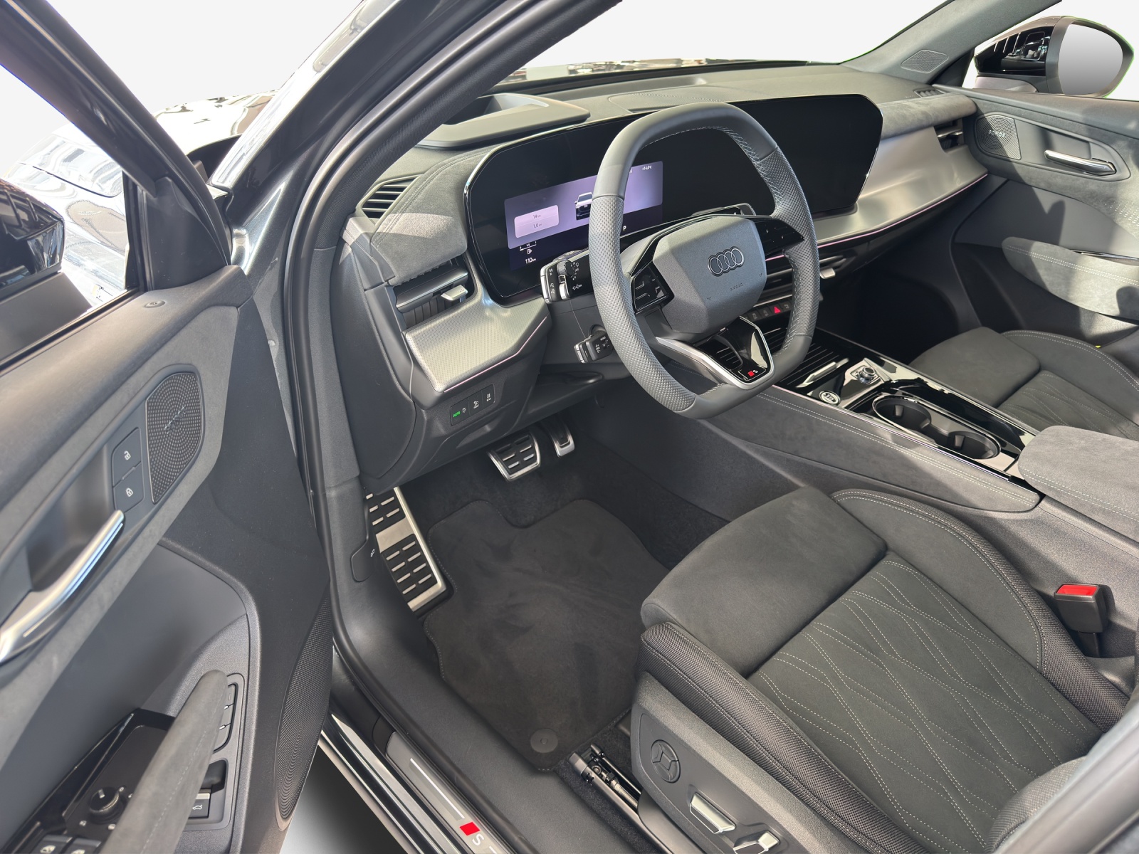 AUDI Q3 SUV 110 kW TFSI S tronic-image-13