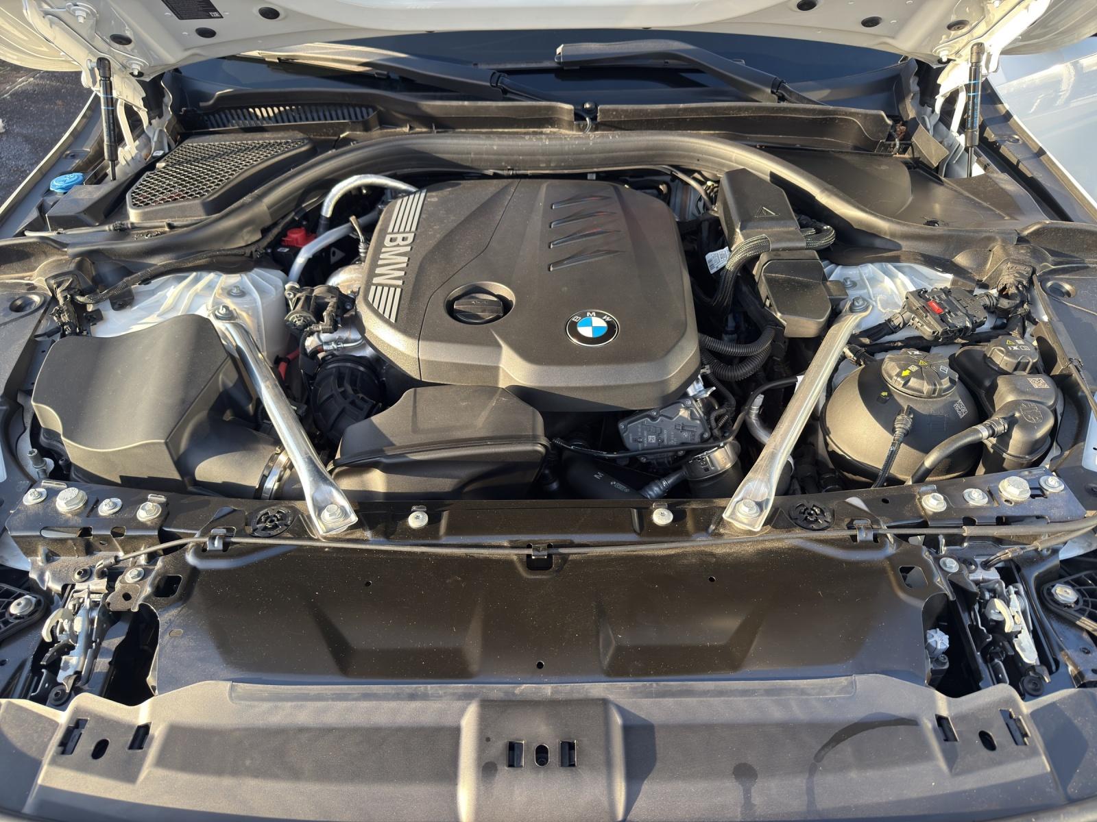 BMW 520d xDrive Touring-image-19