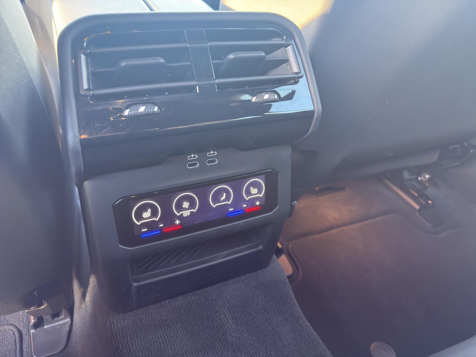 BMW 520d xDrive Touring-image-18