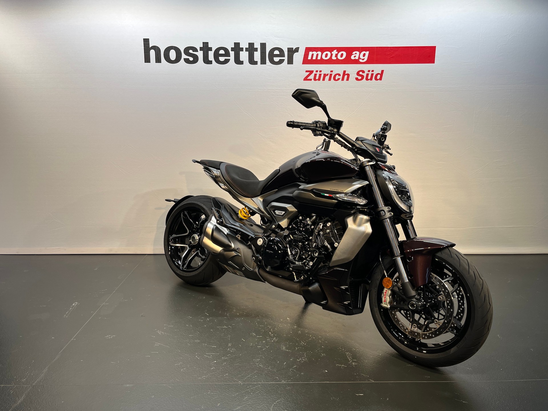 DUCATI X Diavel V4-image-4