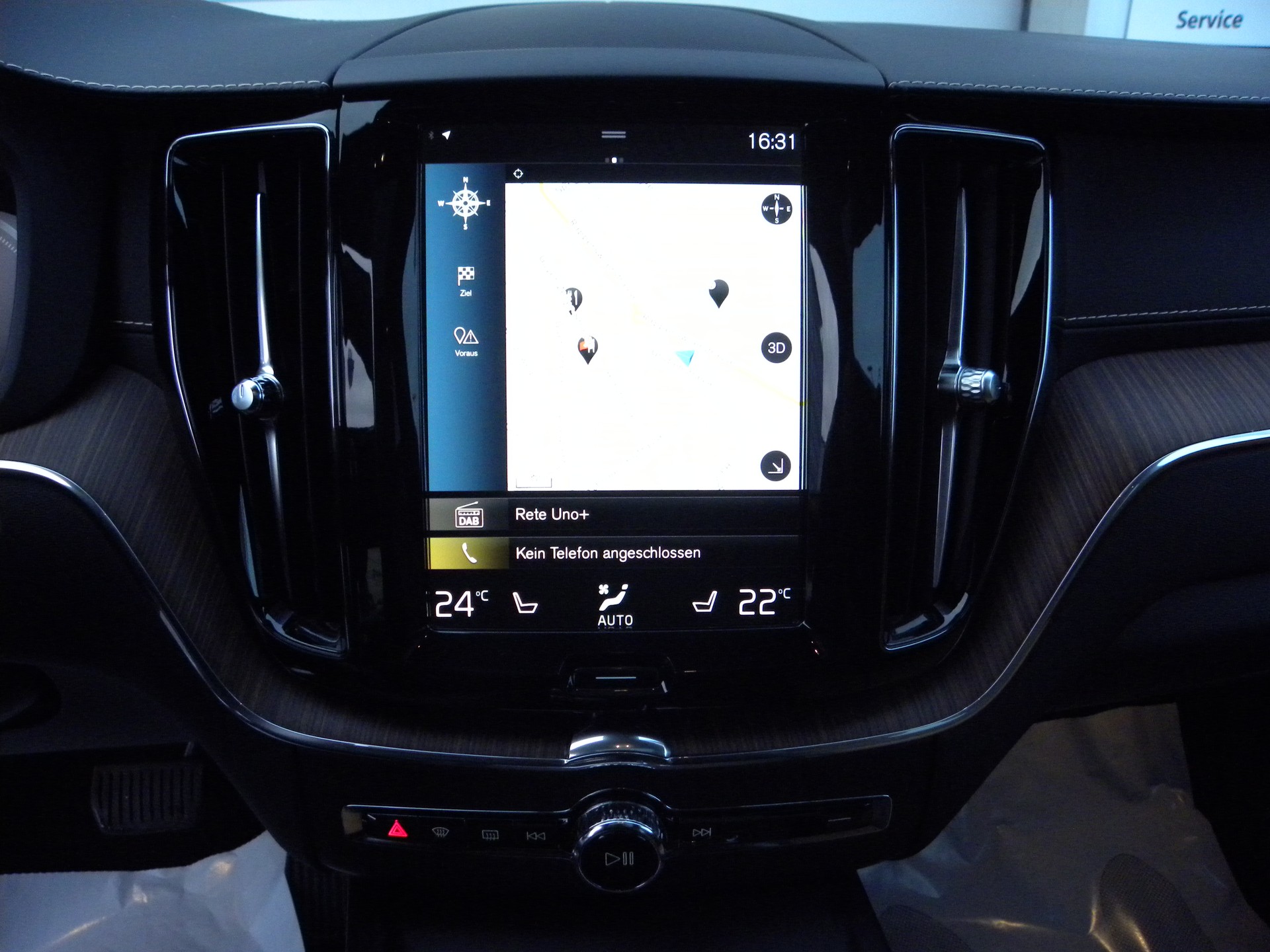 VOLVO XC60 T8 eAWD Inscription Geartronic-image-12