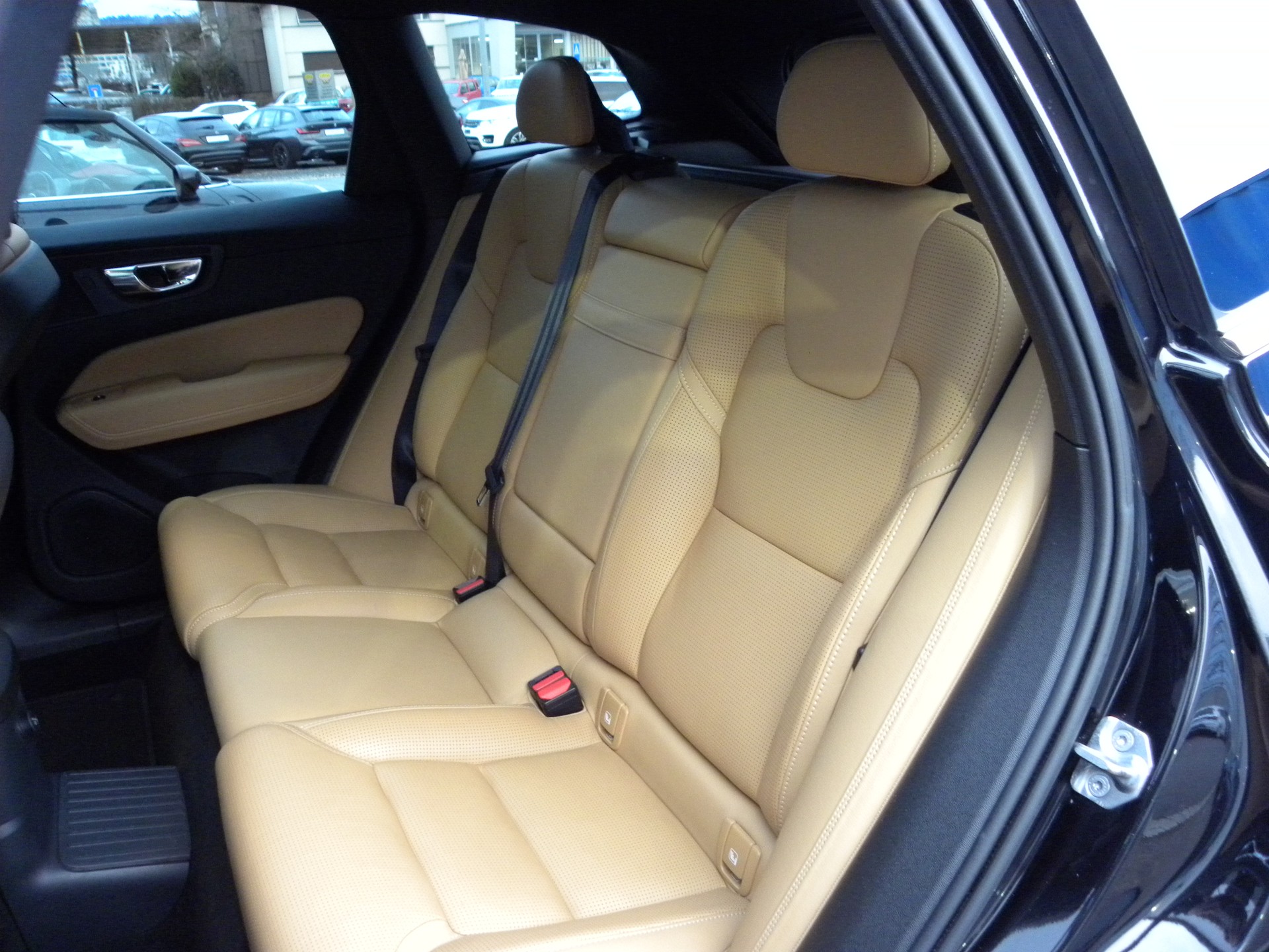 VOLVO XC60 T8 eAWD Inscription Geartronic-image-7