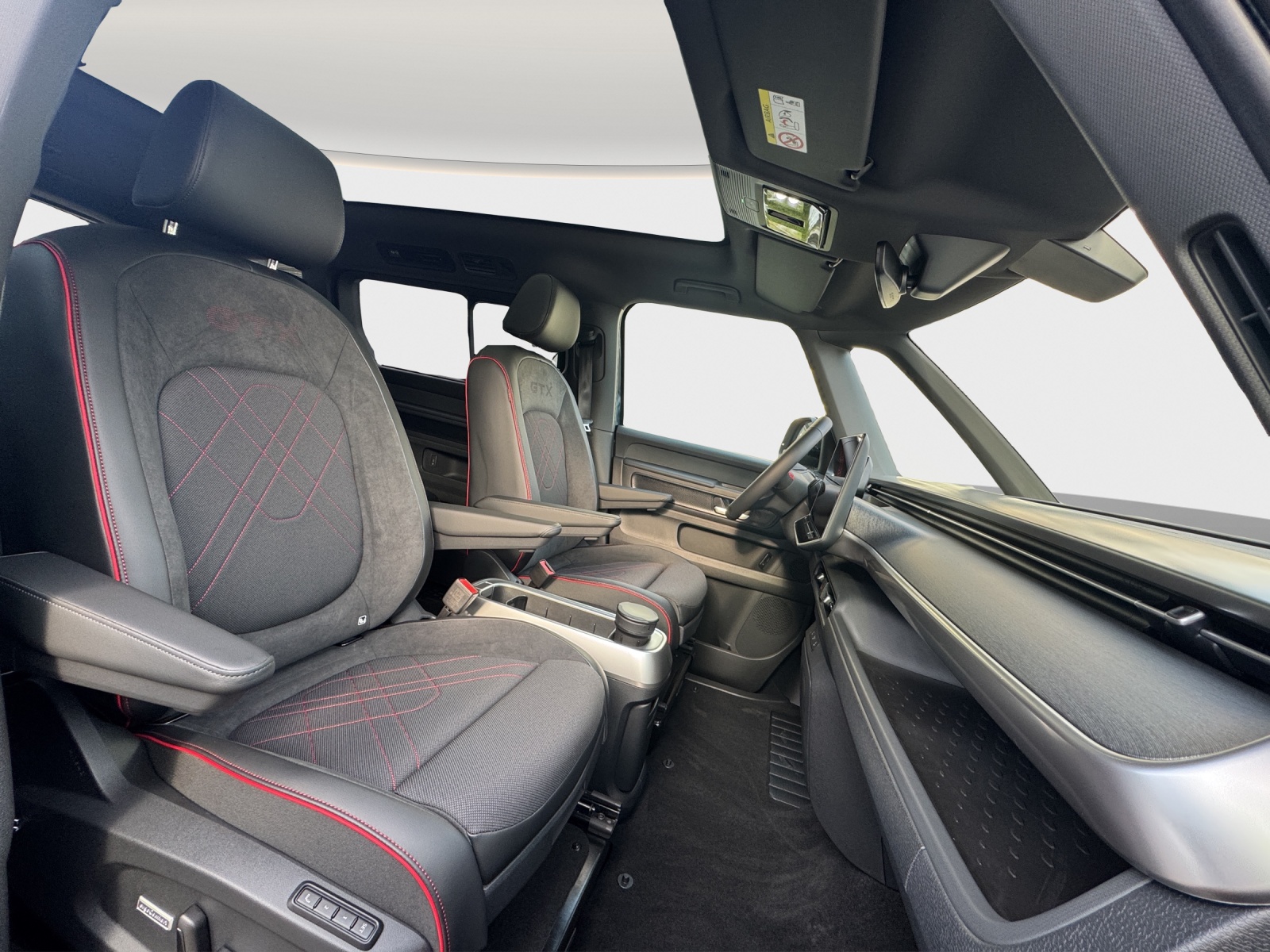 VW ID.Buzz LWB GTX 4 Motion-image-9