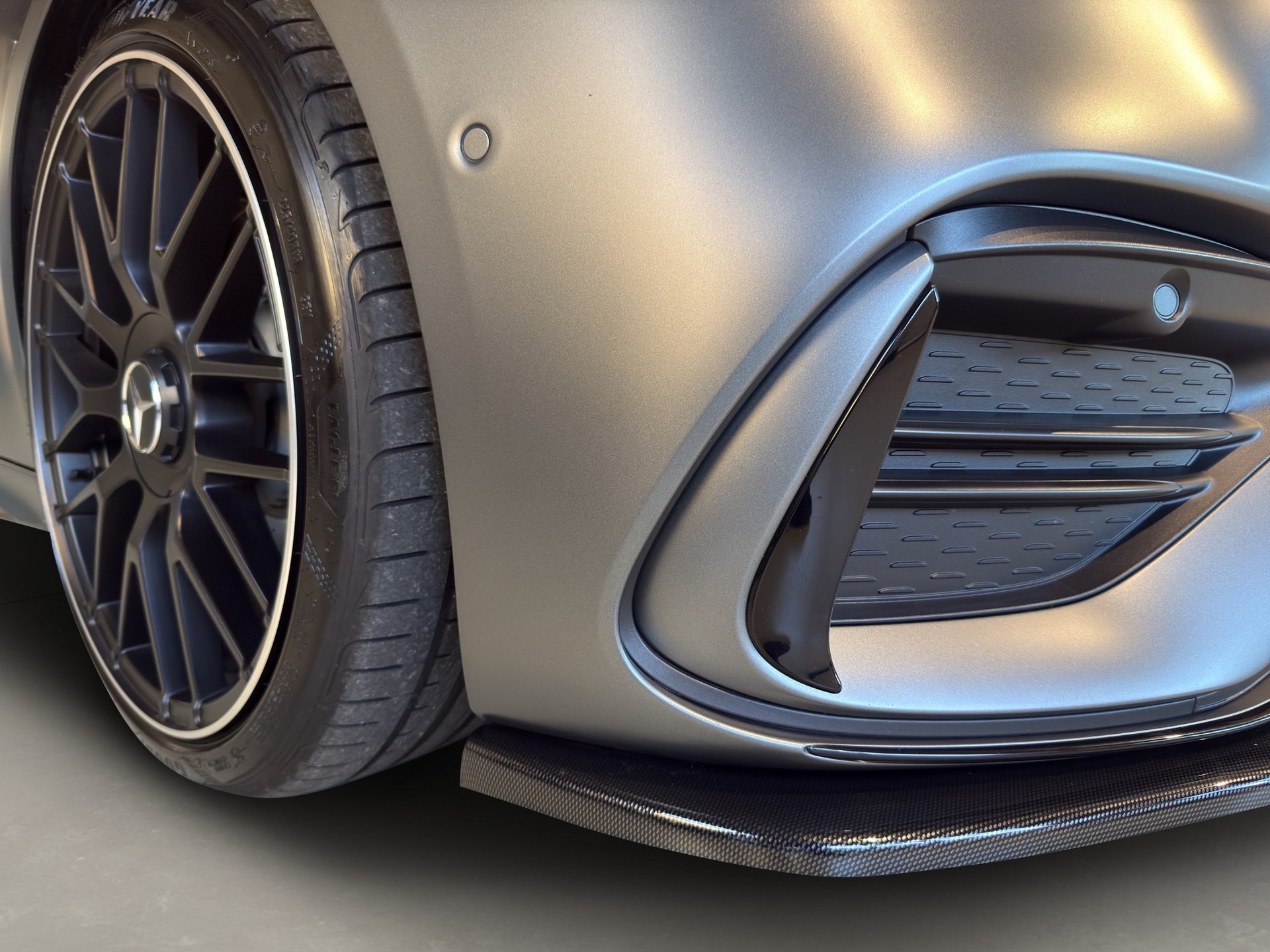MERCEDES-BENZ C 300 4Matic AMG Line-image-26