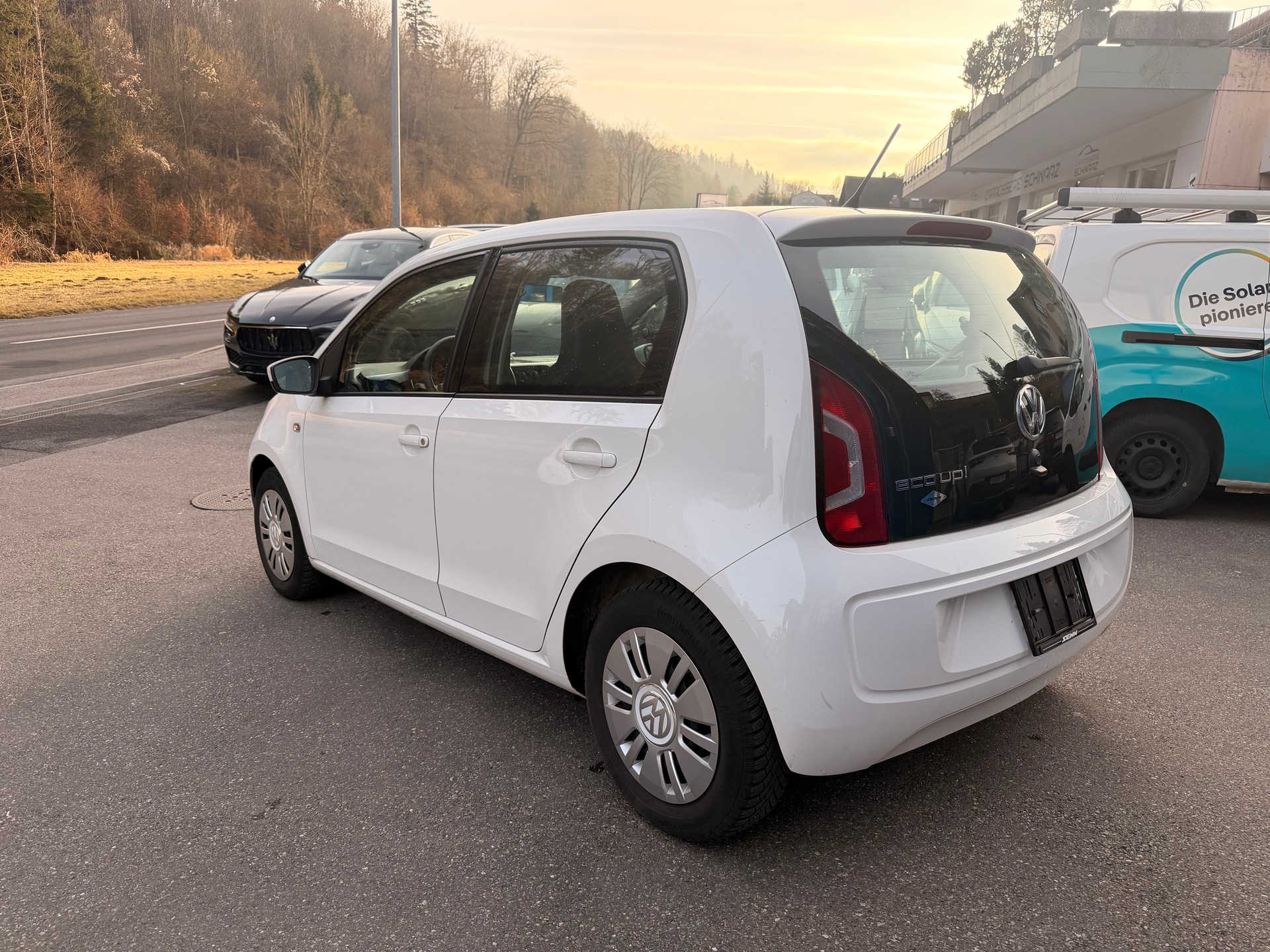 VW Up 1.0 BMT EcoFuel move up-image-4