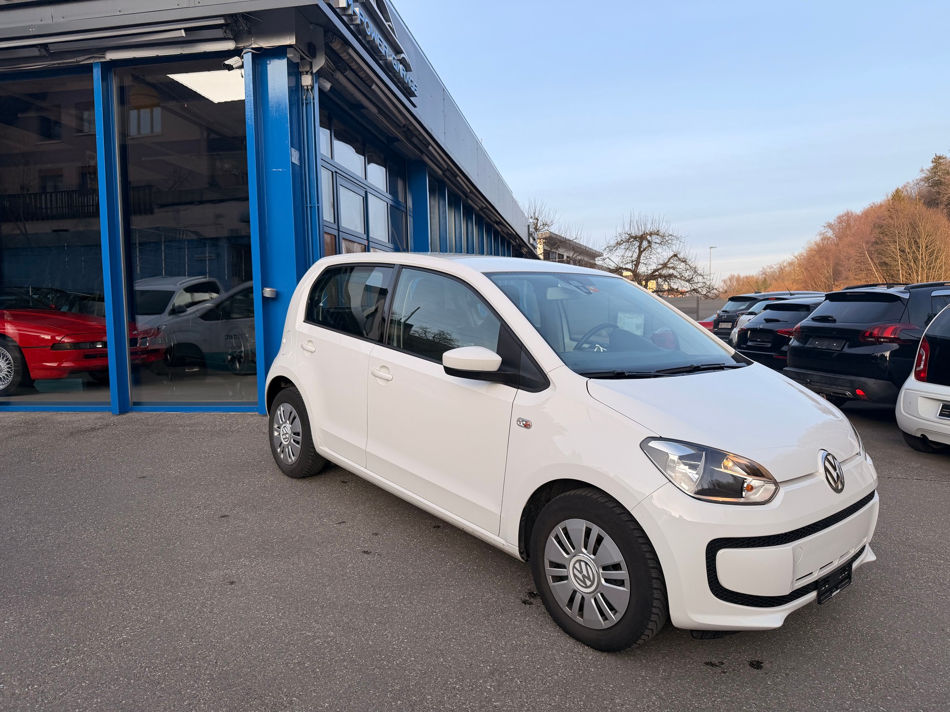 VW Up 1.0 BMT EcoFuel move up-image-1