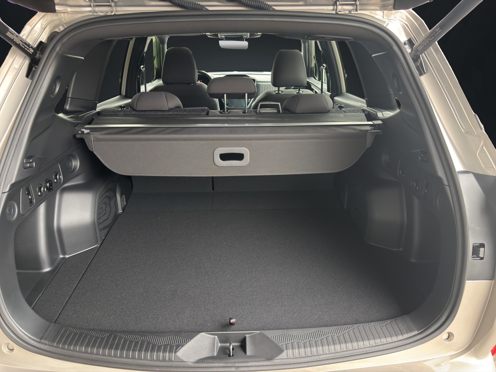 SUBARU Forester Station 2.0i e-Boxer Swiss Plus-image-11