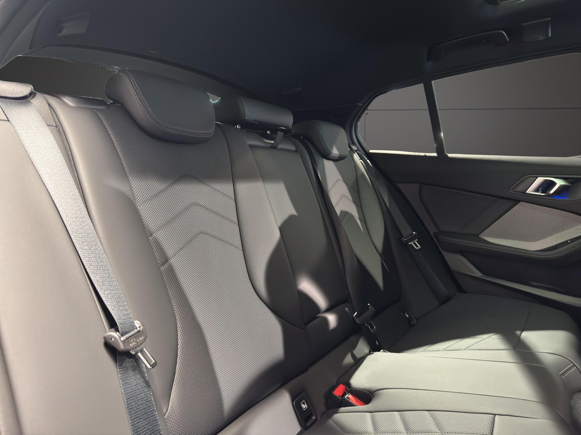 BMW 120d-image-16