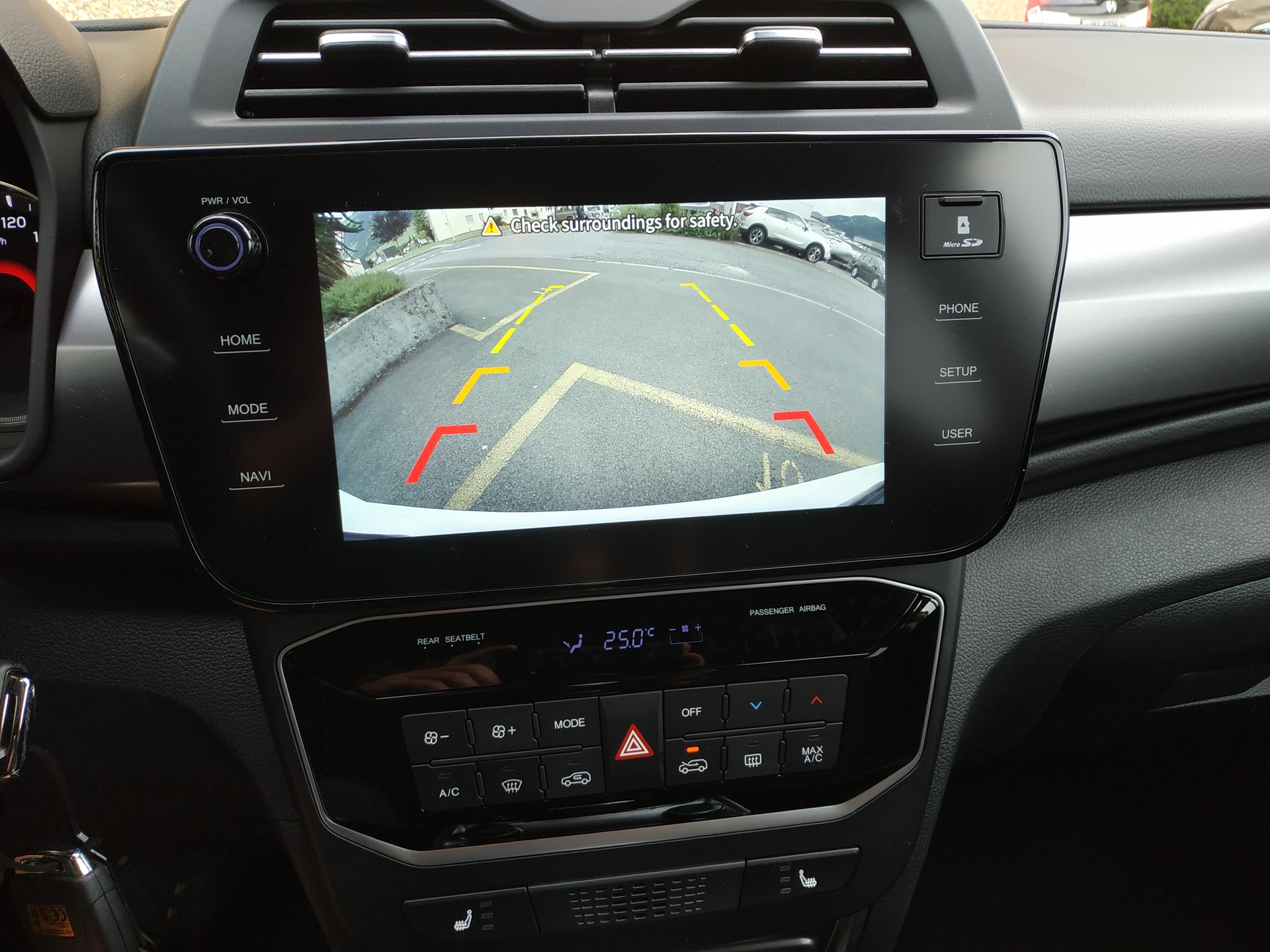 KGM-SsangYong Tivoli 1.5 T GDI Steel 4WD Automat-image-15
