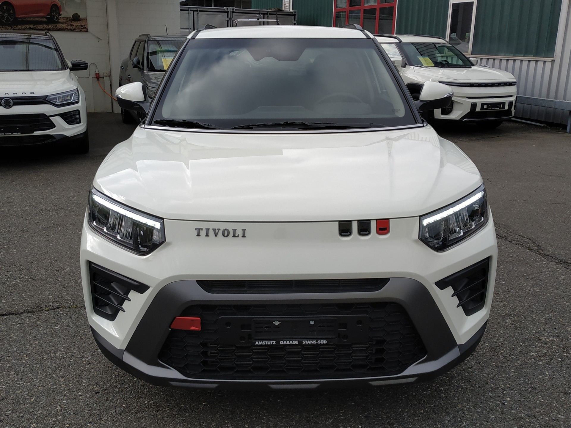 KGM-SsangYong Tivoli 1.5 T GDI Steel 4WD Automat-image-2