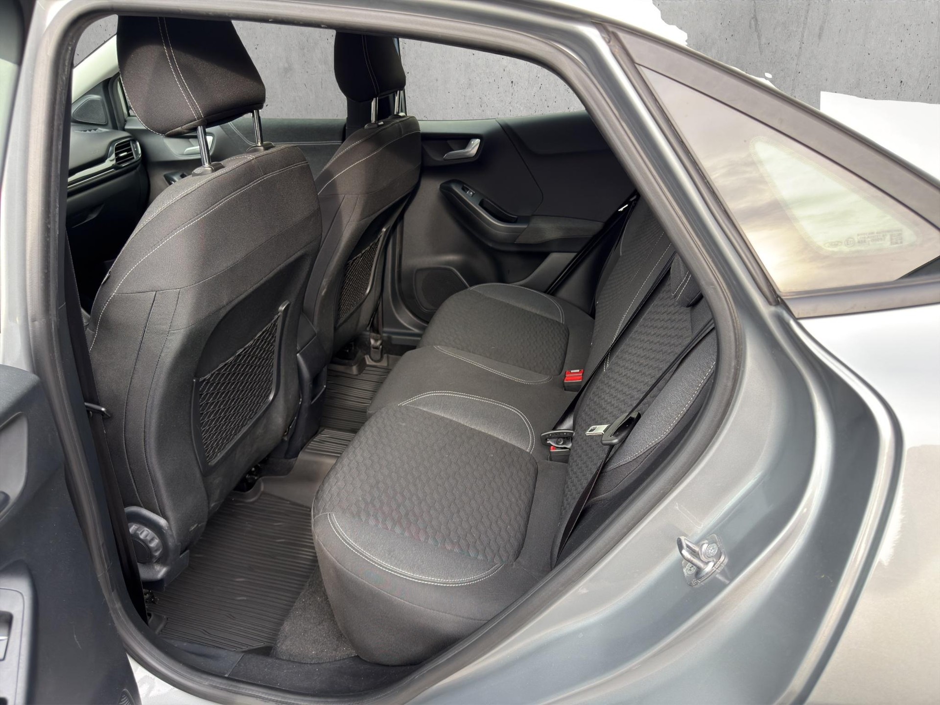 FORD Puma 1.0 EcoB Hybrid 125 Titanium-image-12