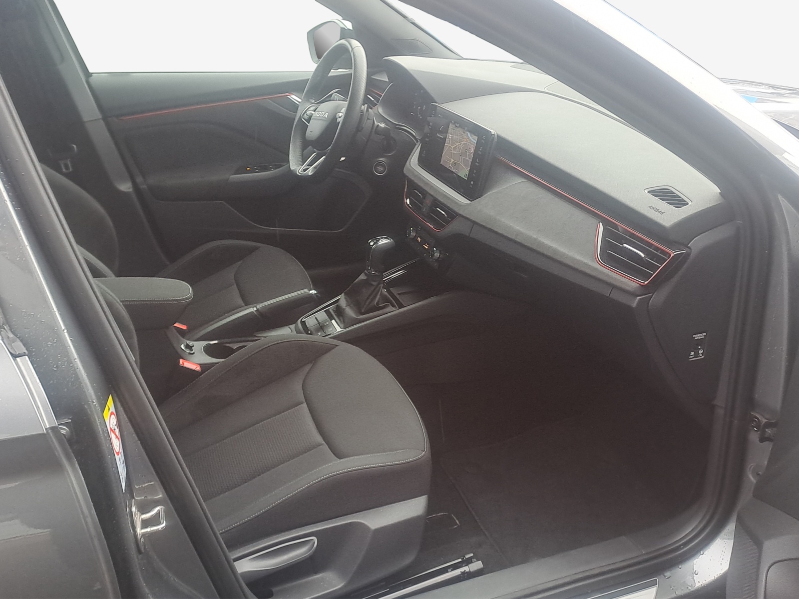 SKODA Kamiq 1.0 TSI Dynamic DSG-image-13