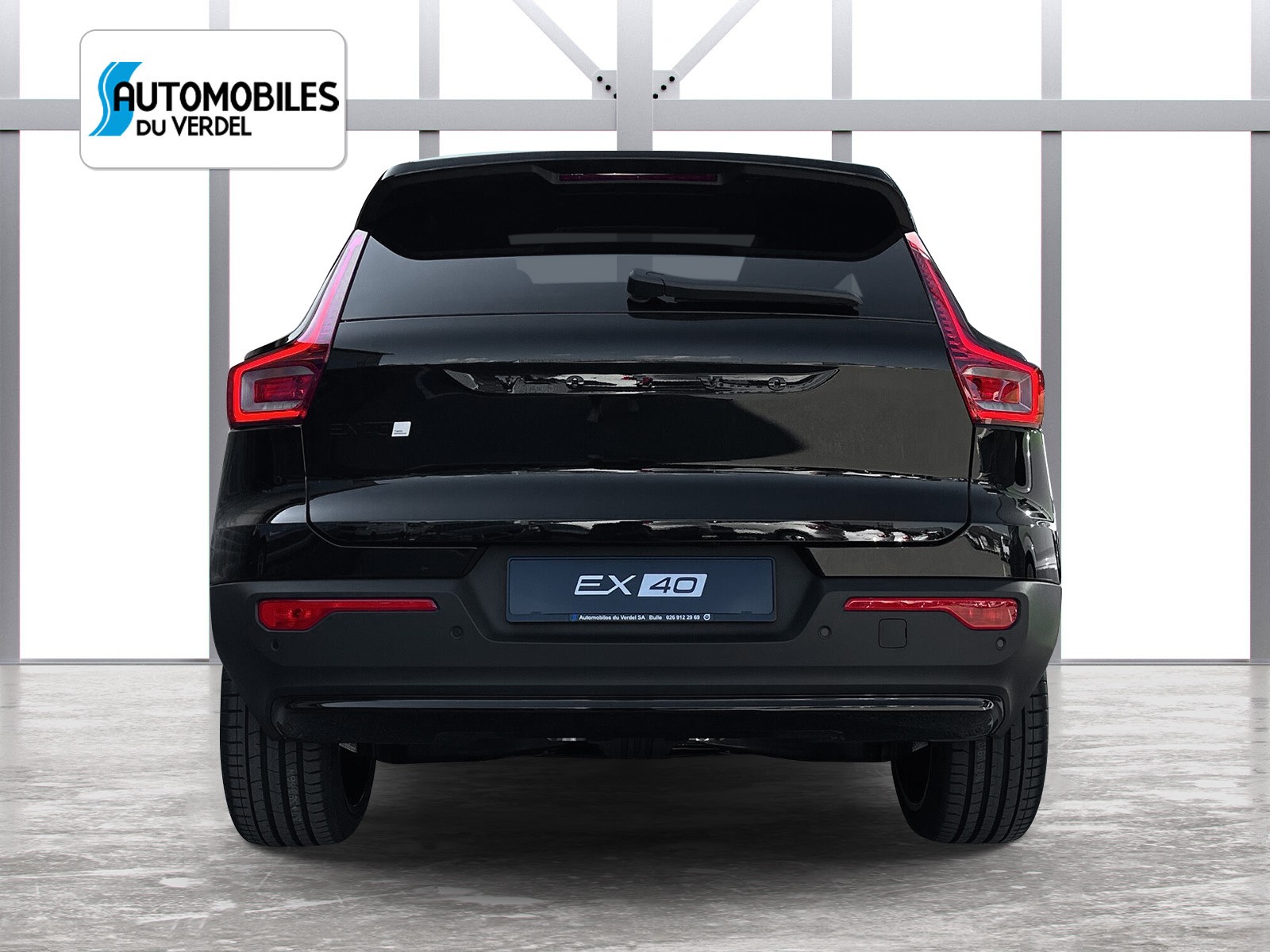 VOLVO EX40 Twin Black Edition AWD-image-3