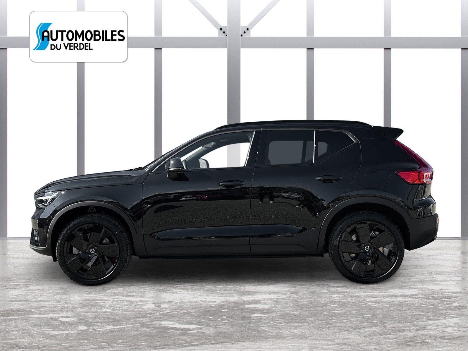 VOLVO EX40 Twin Black Edition AWD-image-1
