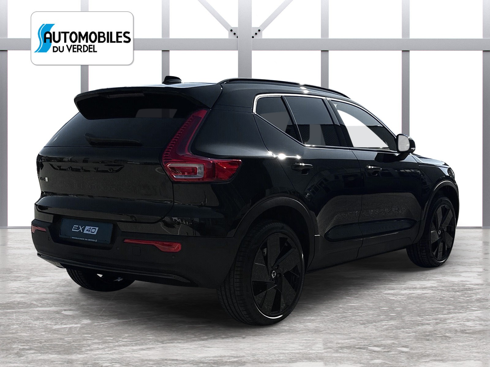 VOLVO EX40 Twin Black Edition AWD-image-4