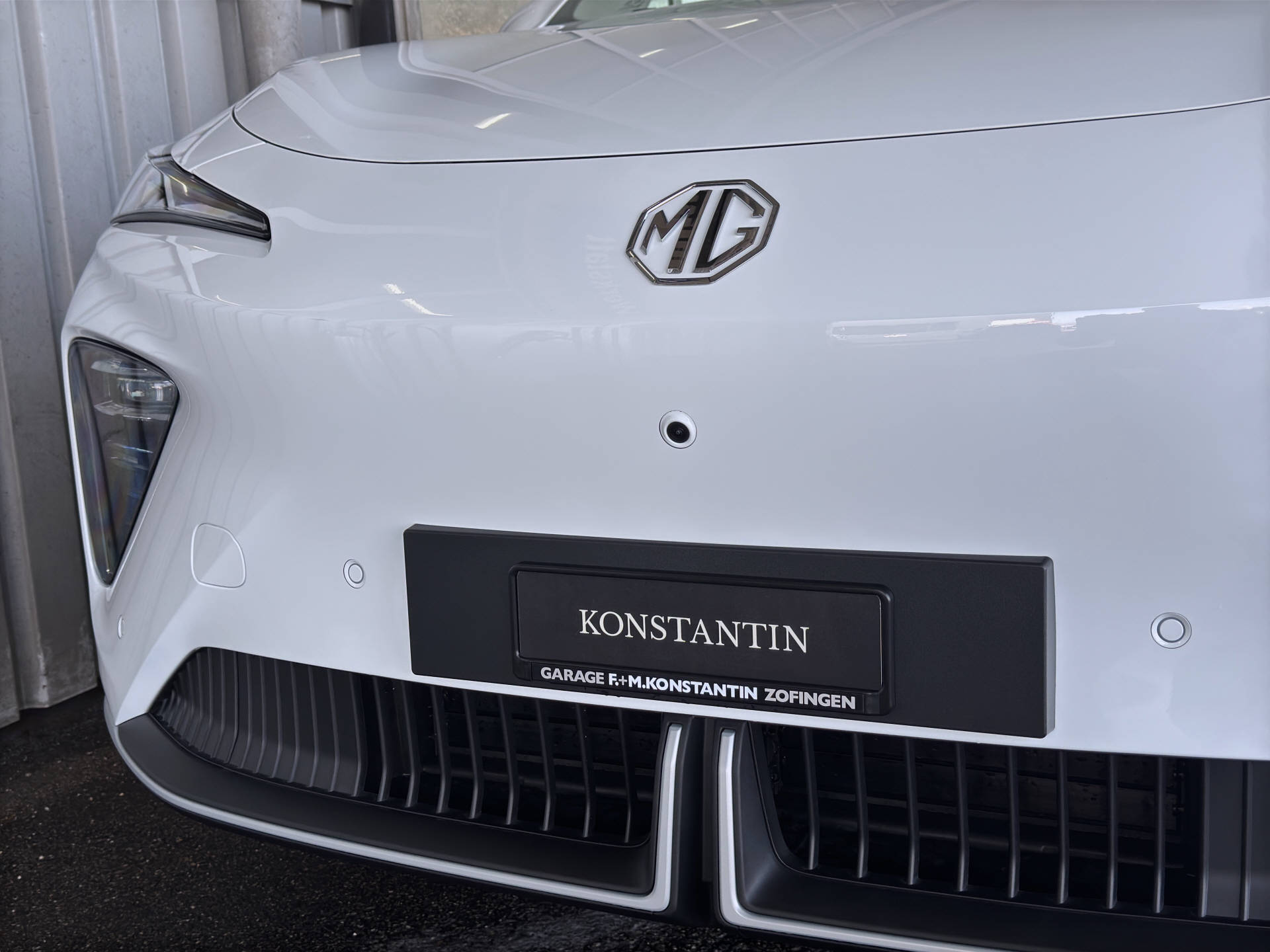 MG S6 EV 77 kWh Luxury 4WD-image-6