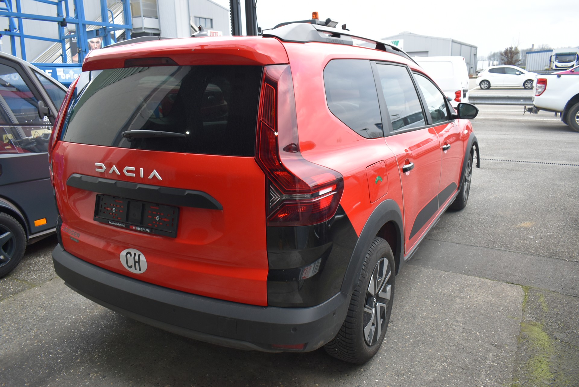 DACIA Jogger HEV 140 Expression-image-3