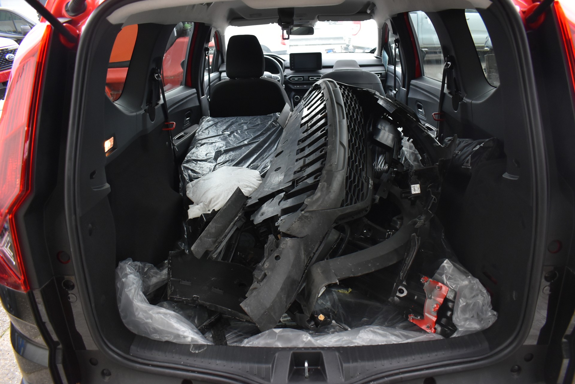 DACIA Jogger HEV 140 Expression-image-4