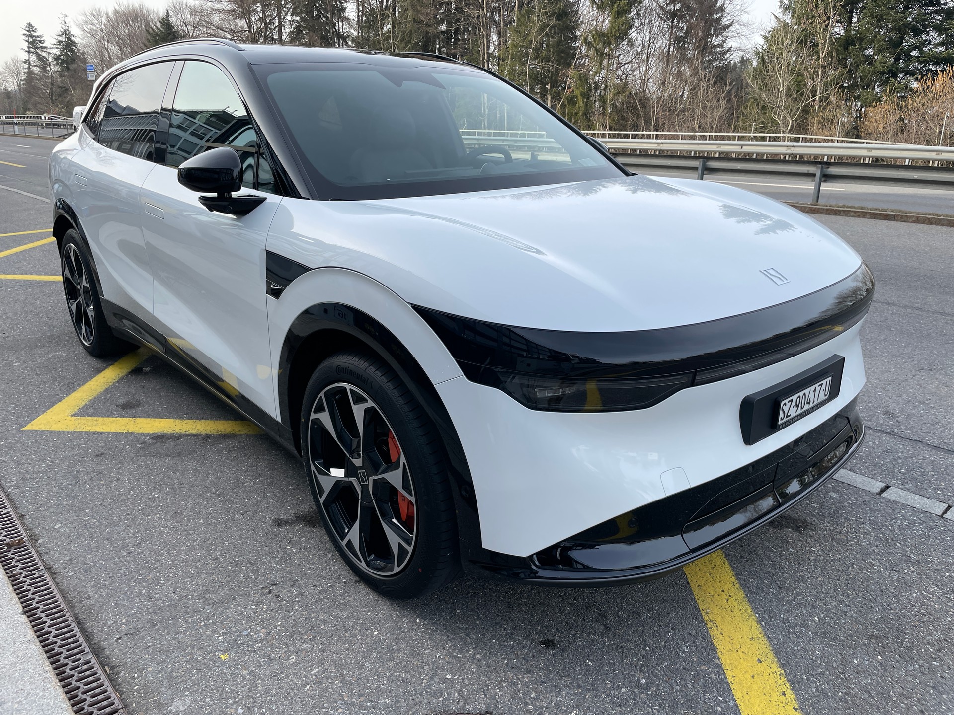 ZEEKR 7X Privilege AWD mit Comfort inkl. Cockpit Paket mit AHK-image-2