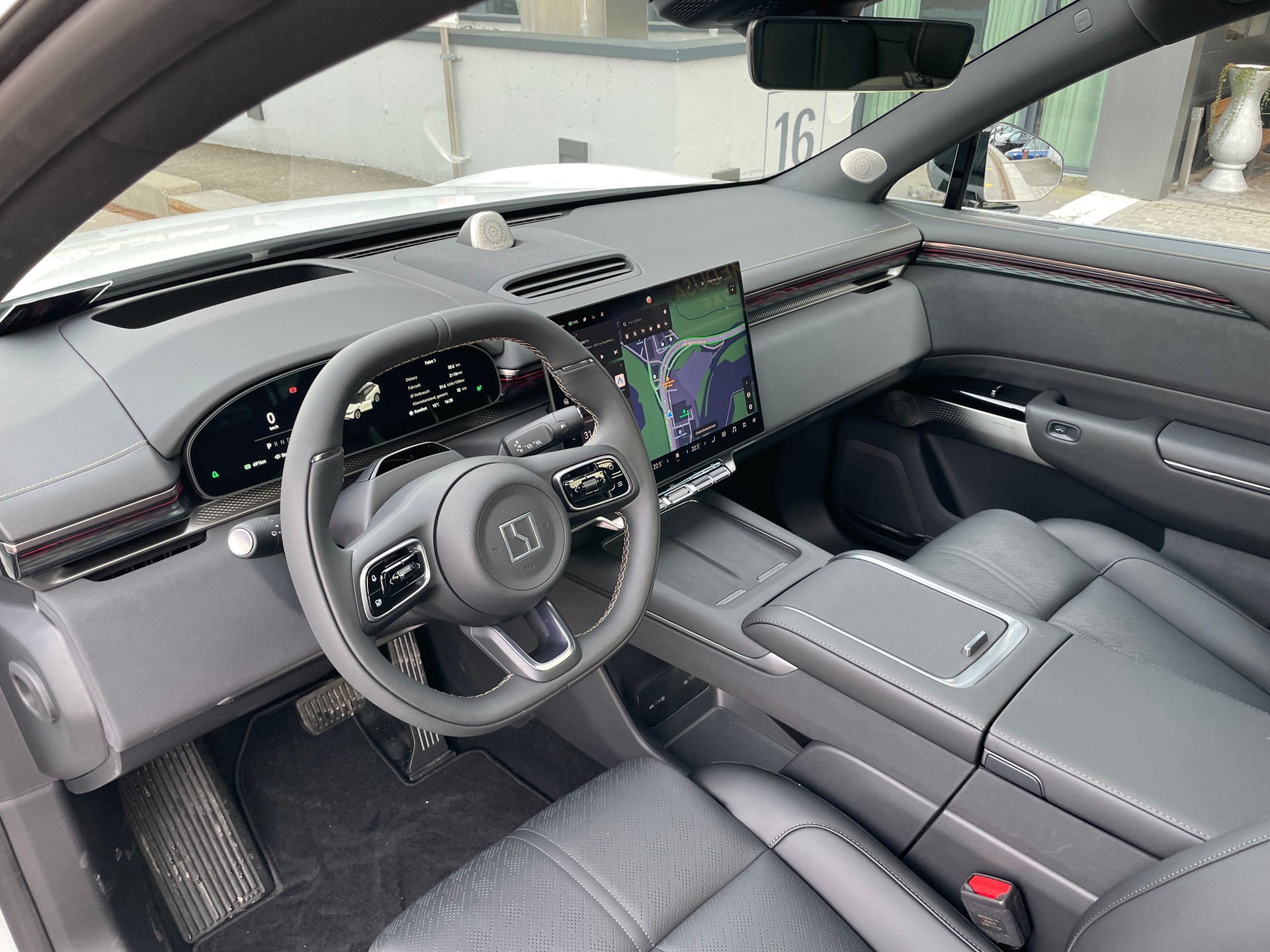 ZEEKR 7X Privilege AWD mit Comfort inkl. Cockpit Paket mit AHK-image-12
