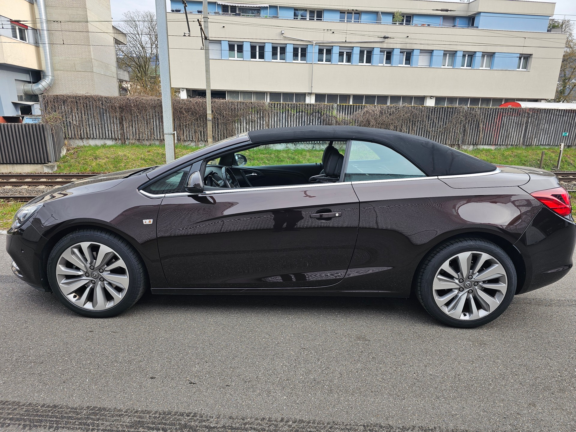 OPEL Cascada 1.6i 16V Cosmo Automat-image-0