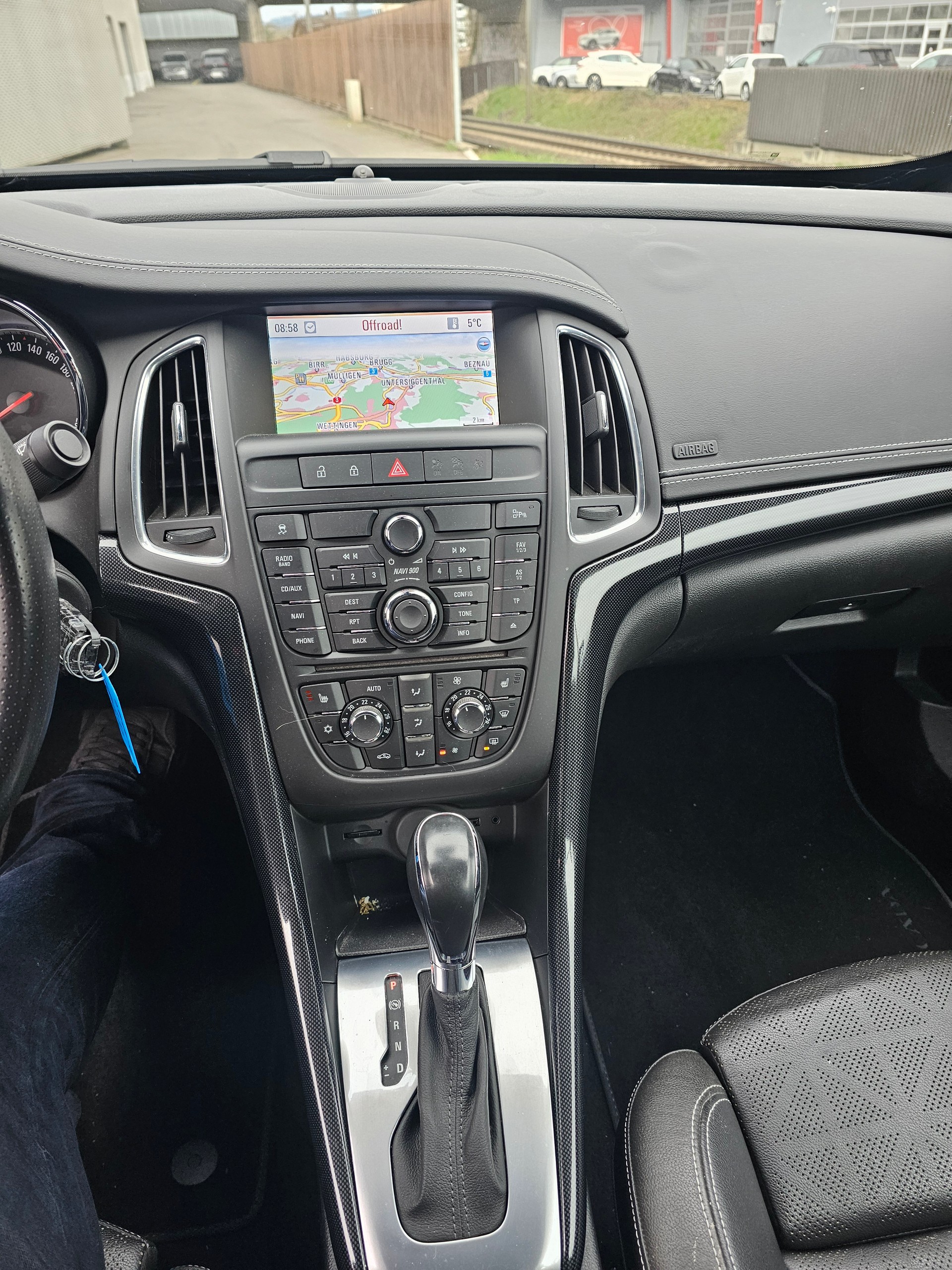 OPEL Cascada 1.6i 16V Cosmo Automat-image-13