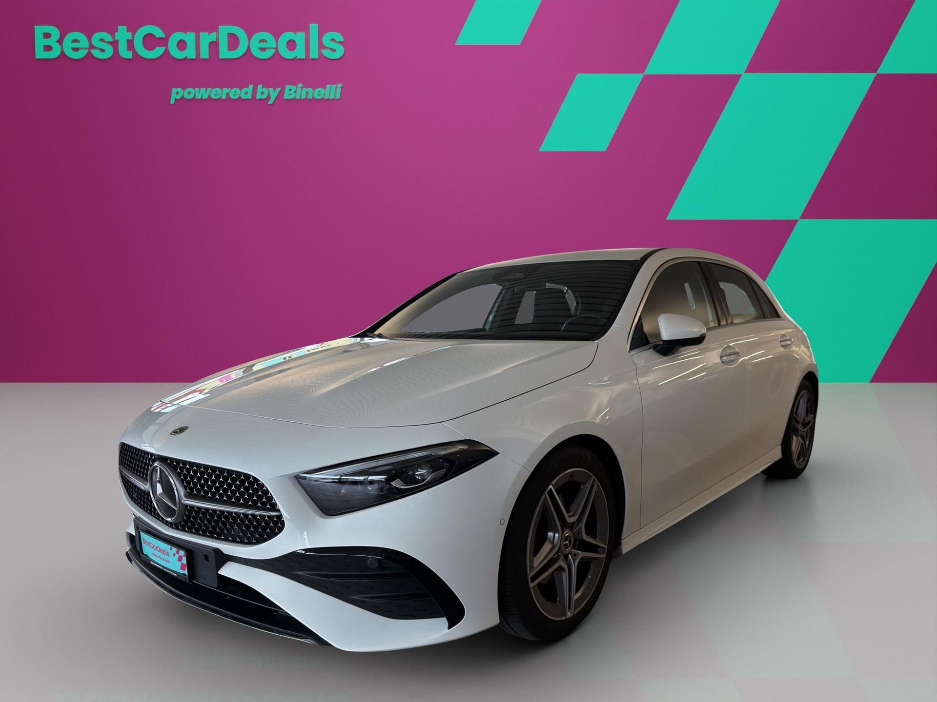 MERCEDES-BENZ A 200 d AMG Line-image-6