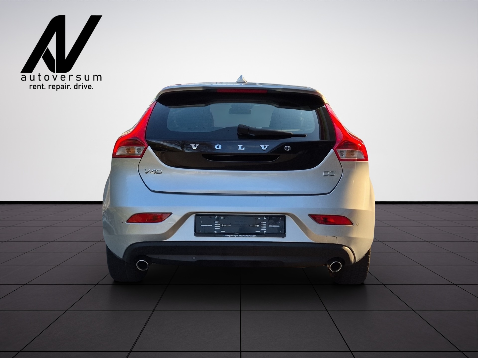 VOLVO V40 D3 Momentum Geartronic-image-5